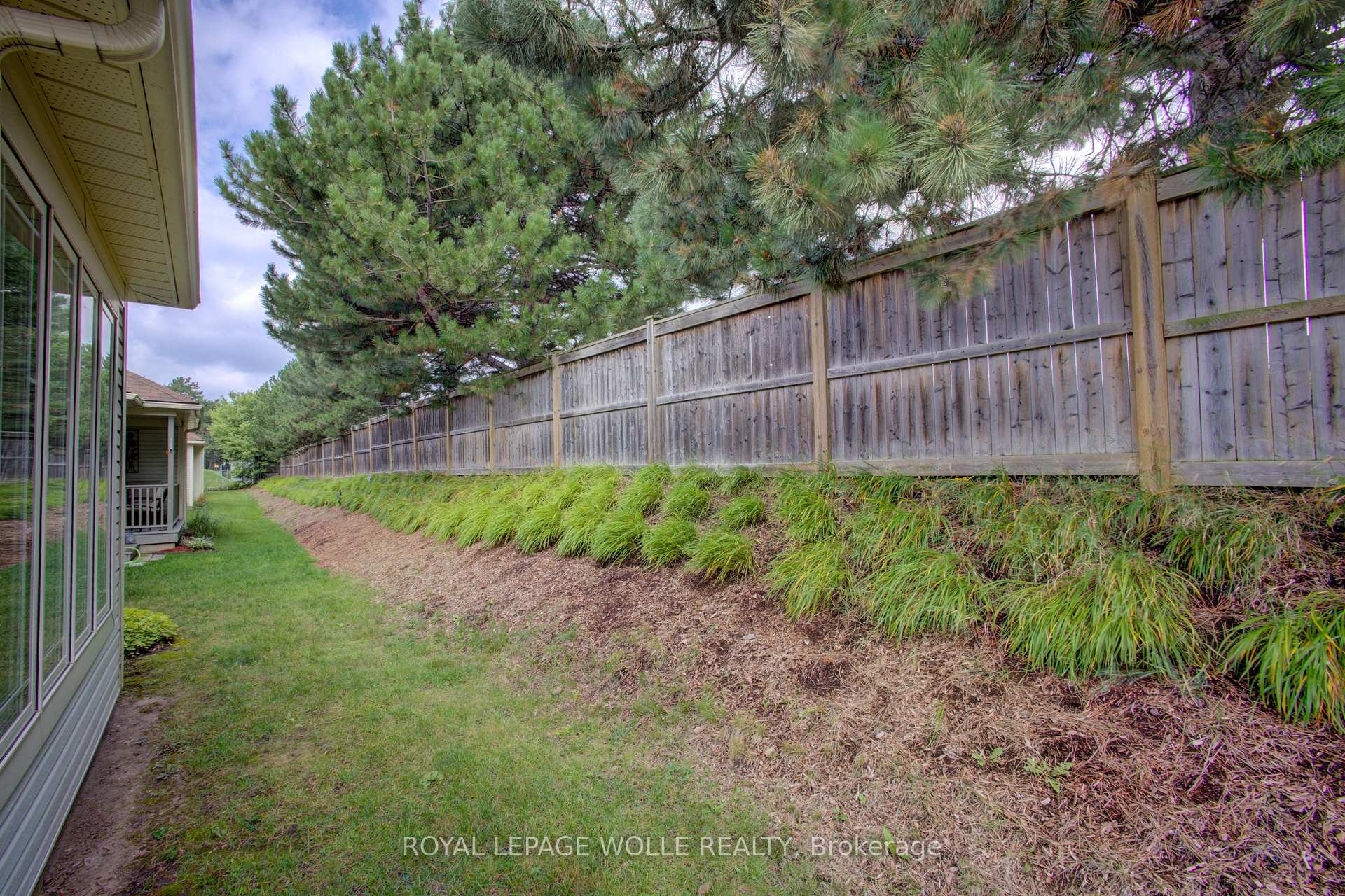 Photo 30 of Unit 6, 50 Midland Drive, Kitchener, Stanley Park — HOMEH