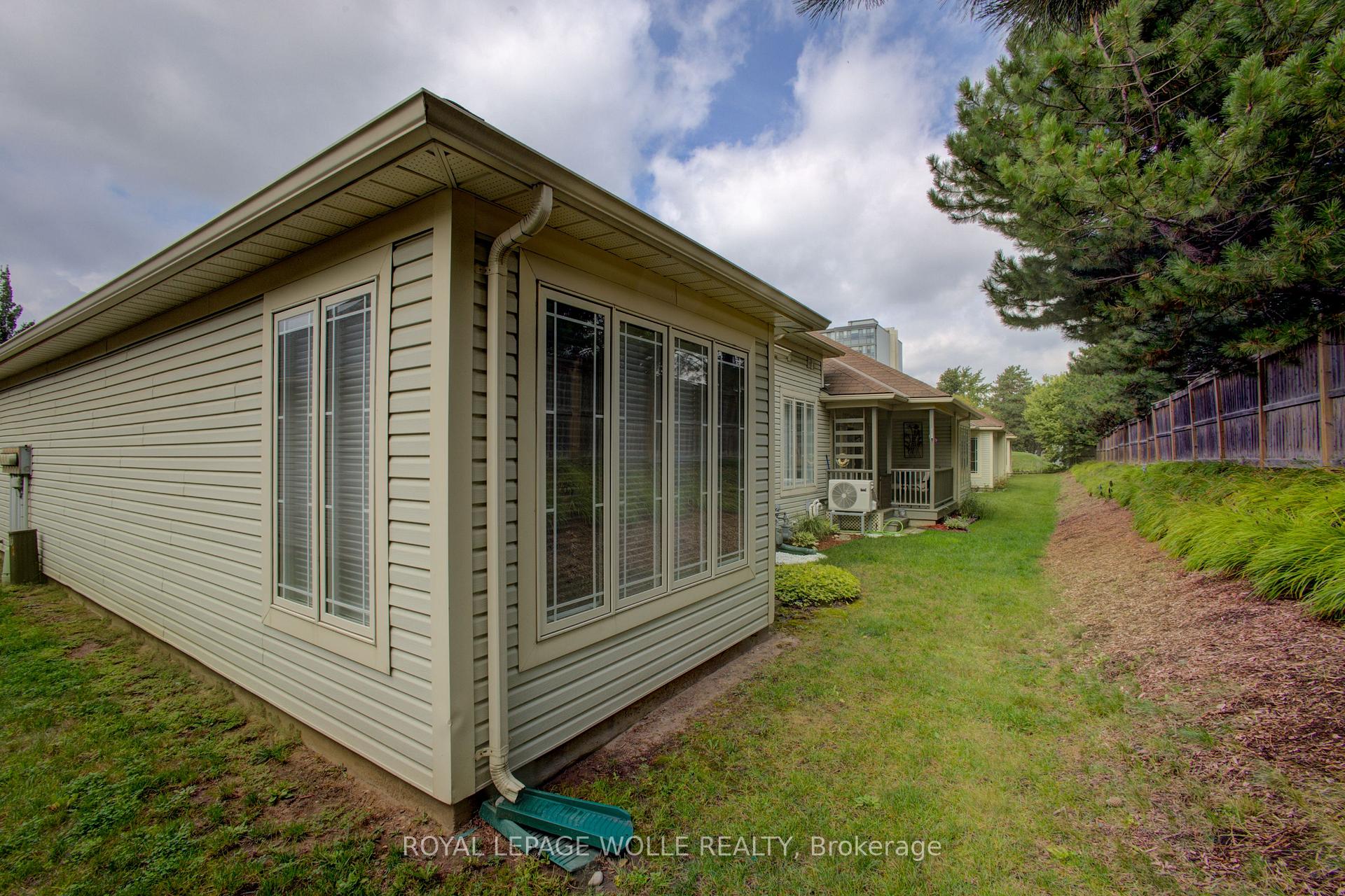Photo 31 of Unit 6, 50 Midland Drive, Kitchener, Stanley Park — HOMEH