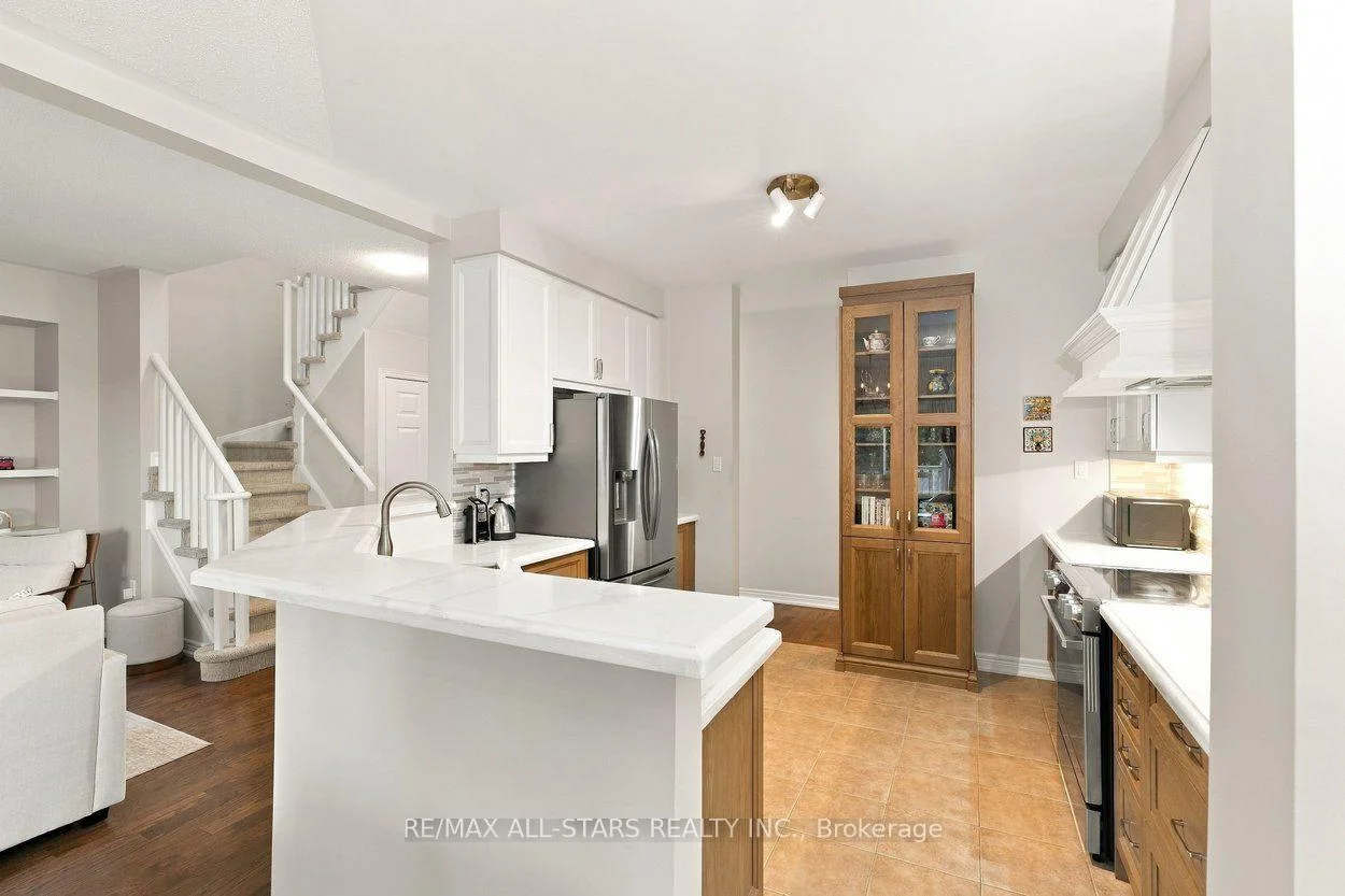 Photo 35 of 39 Louisbourg Way, Markham, Greensborough — HOMEH