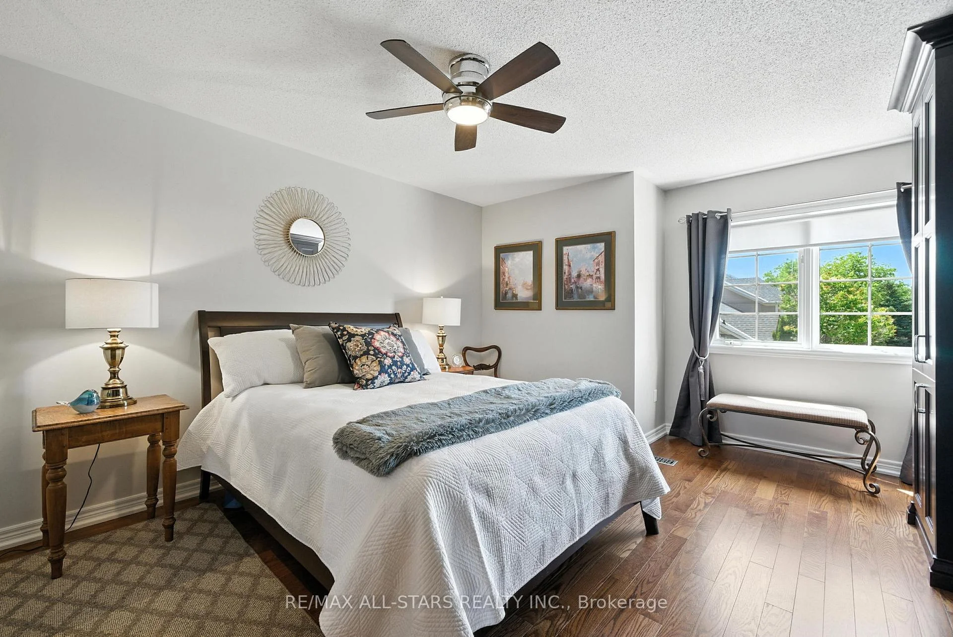 Photo 56 of 39 Louisbourg Way, Markham, Greensborough — HOMEH