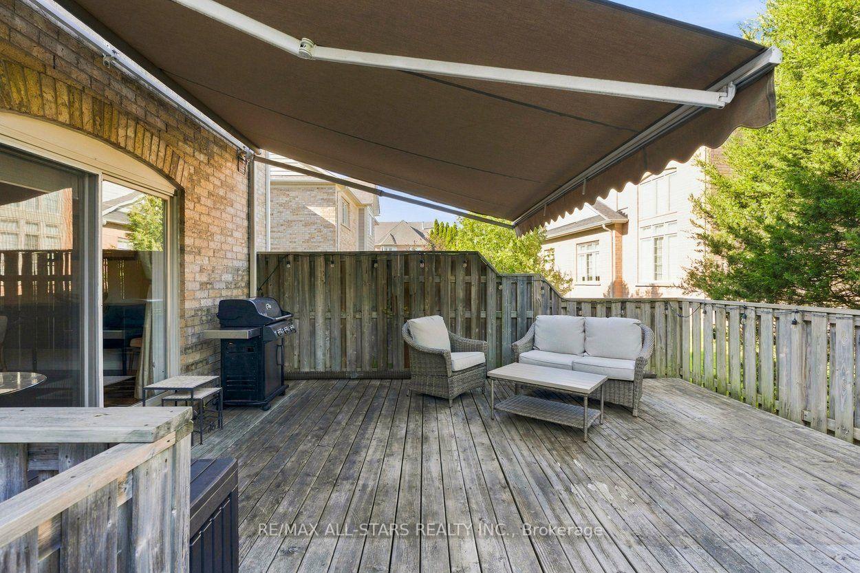 Photo 69 of 39 Louisbourg Way, Markham, Greensborough — HOMEH
