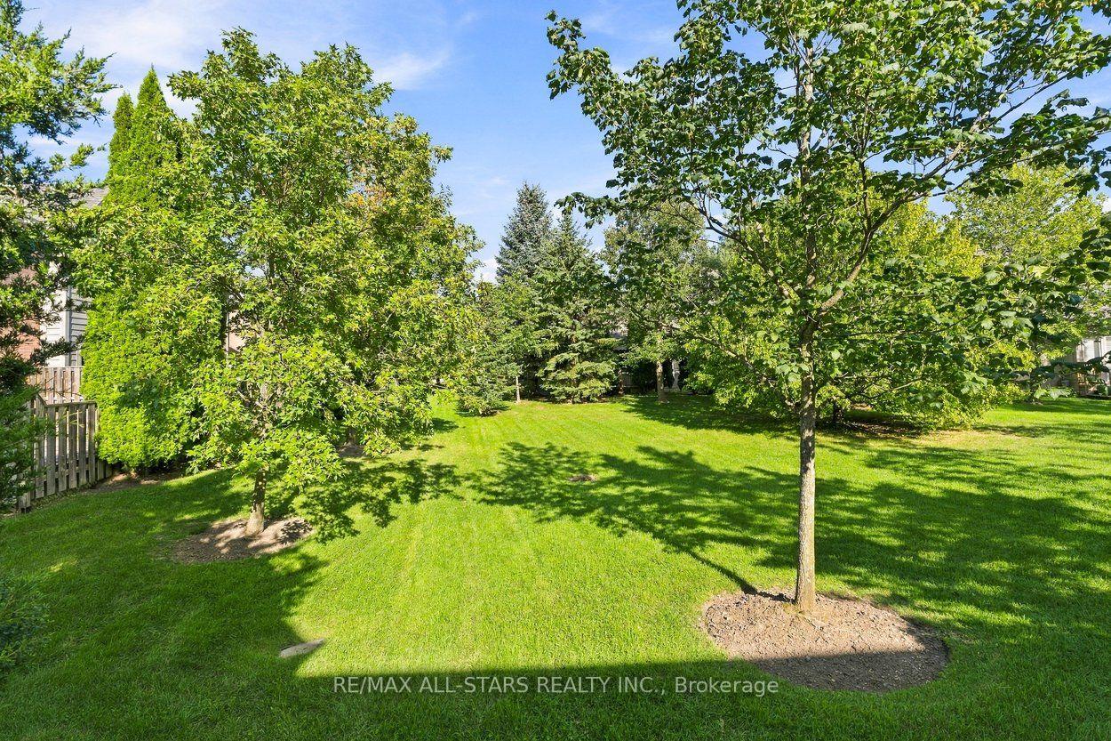Photo 77 of 39 Louisbourg Way, Markham, Greensborough — HOMEH