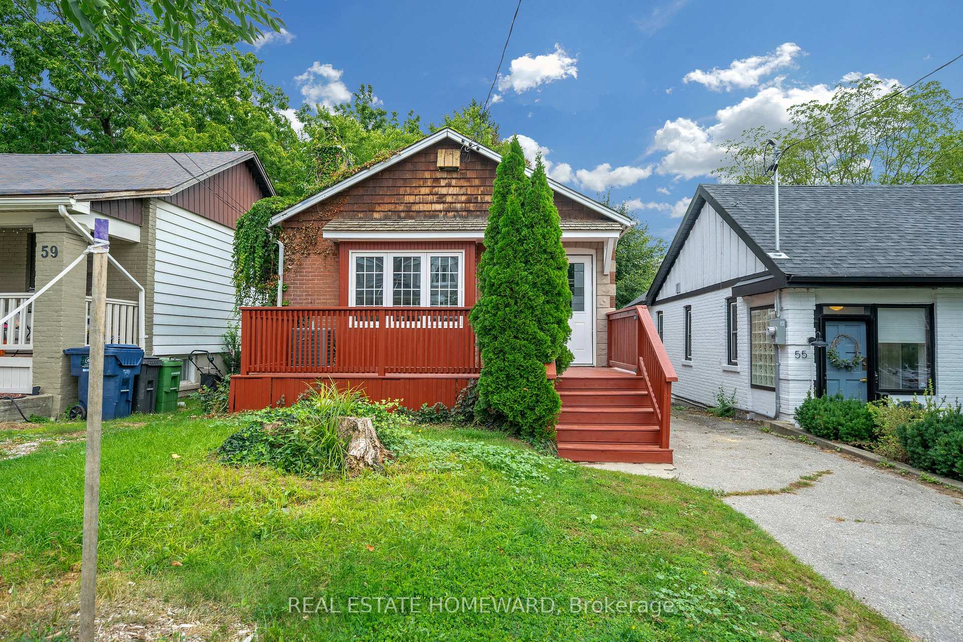 Photo 2 of 57 Valhalla Boulevard, Scarborough, Birchcliffe-Cliffside — HOMEH