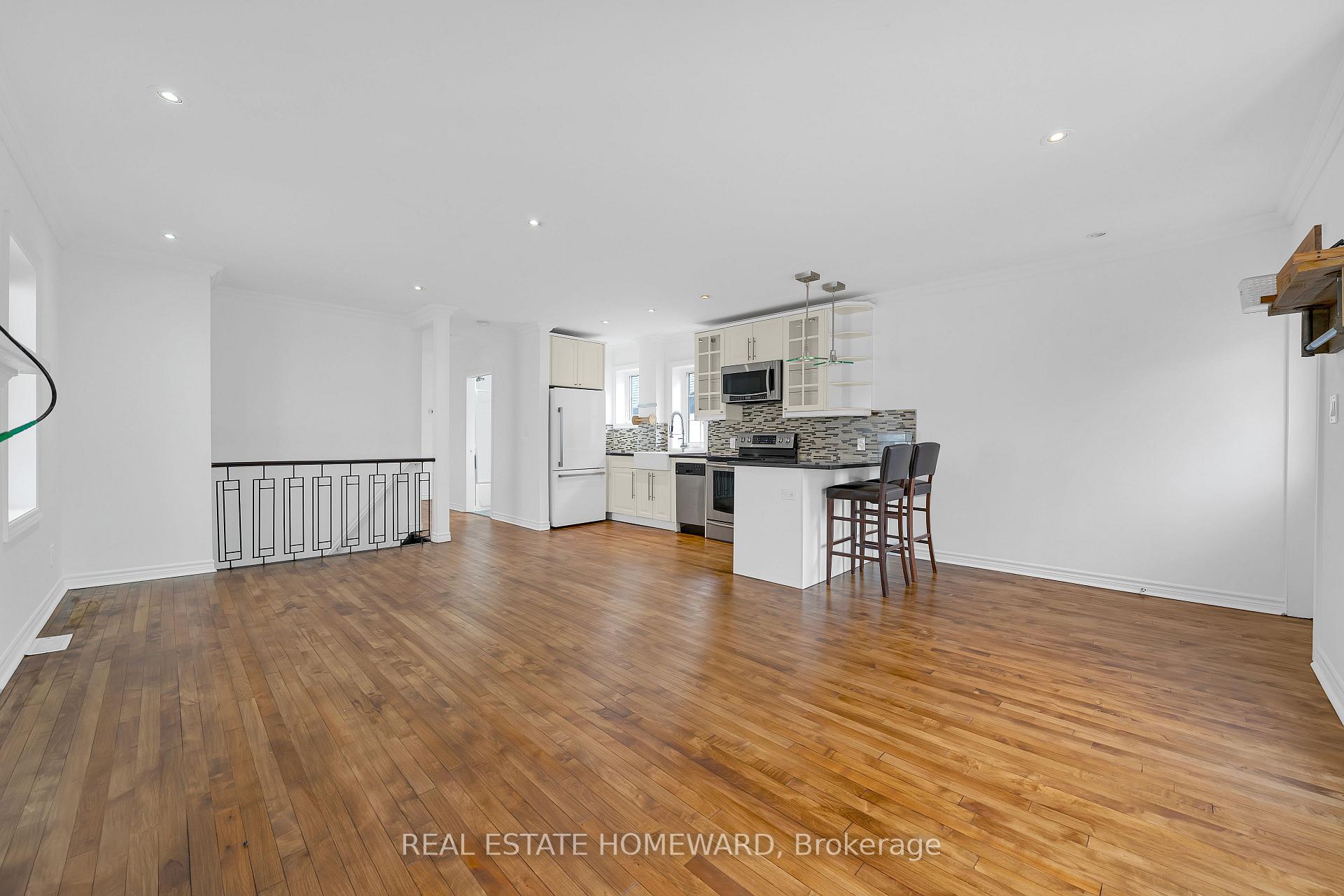 Photo 8 of 57 Valhalla Boulevard, Scarborough, Birchcliffe-Cliffside — HOMEH