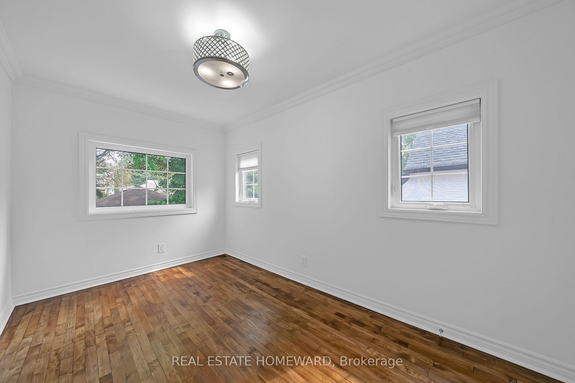 Photo 16 of 57 Valhalla Boulevard, Scarborough, Birchcliffe-Cliffside — HOMEH