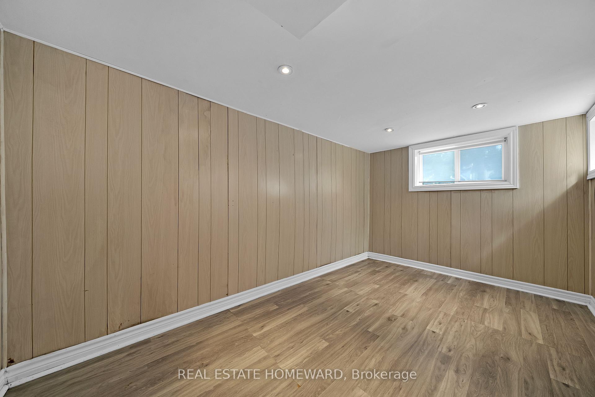 Photo 26 of 57 Valhalla Boulevard, Scarborough, Birchcliffe-Cliffside — HOMEH