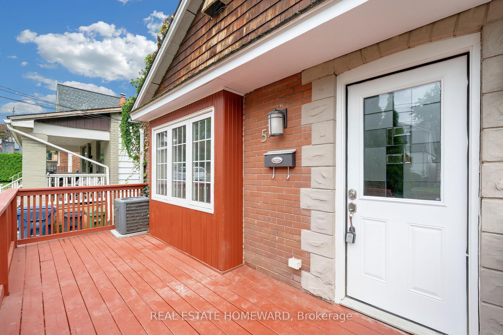 Photo 34 of 57 Valhalla Boulevard, Scarborough, Birchcliffe-Cliffside — HOMEH