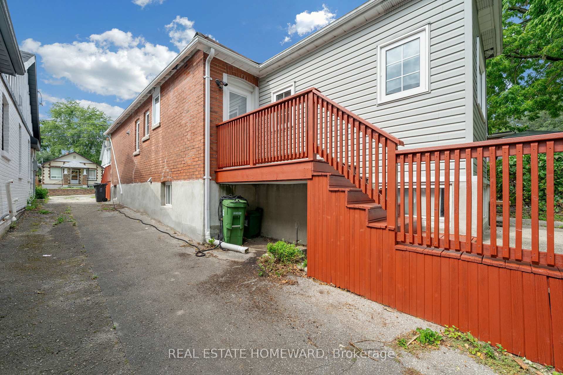 Photo 36 of 57 Valhalla Boulevard, Scarborough, Birchcliffe-Cliffside — HOMEH