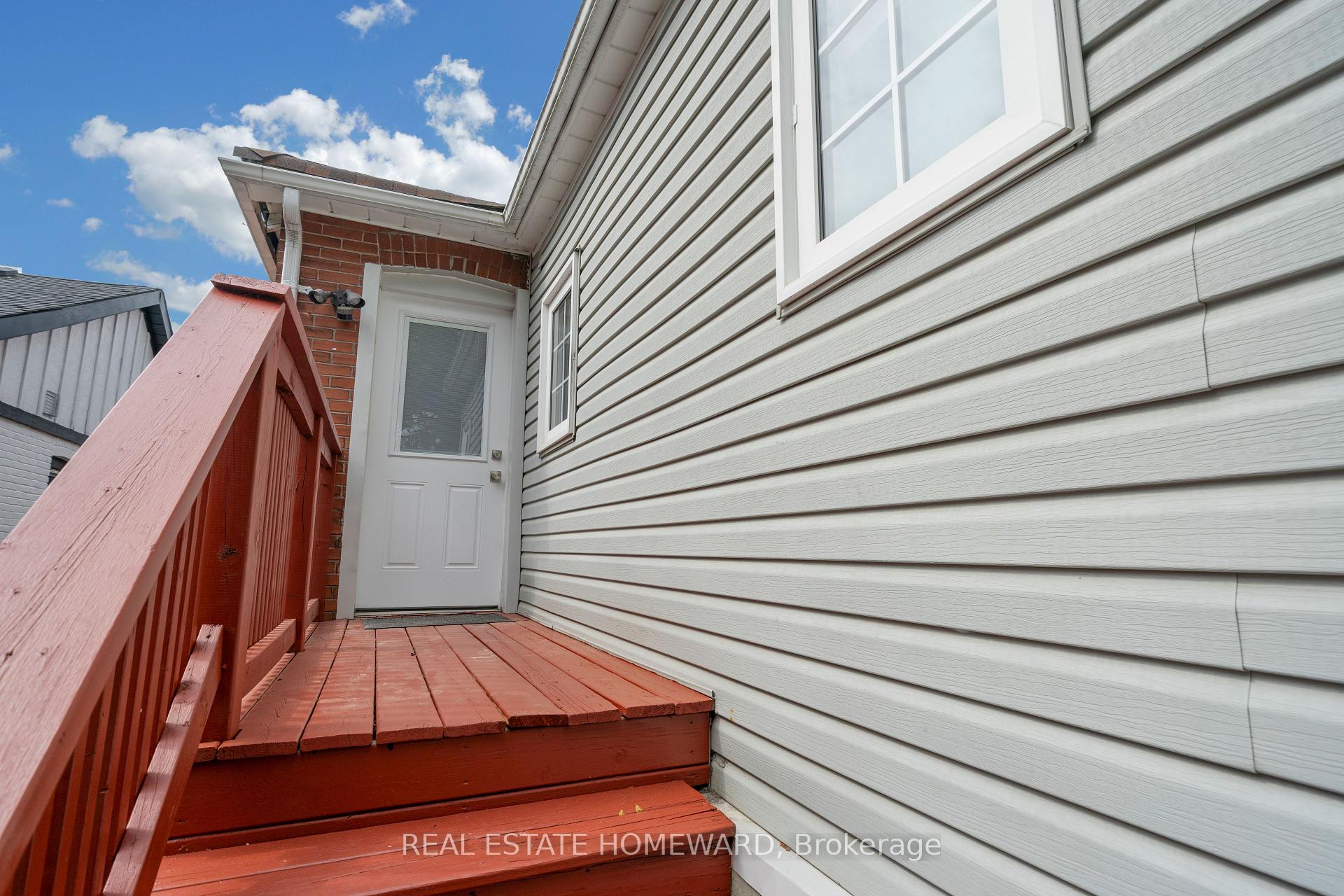 Photo 37 of 57 Valhalla Boulevard, Scarborough, Birchcliffe-Cliffside — HOMEH