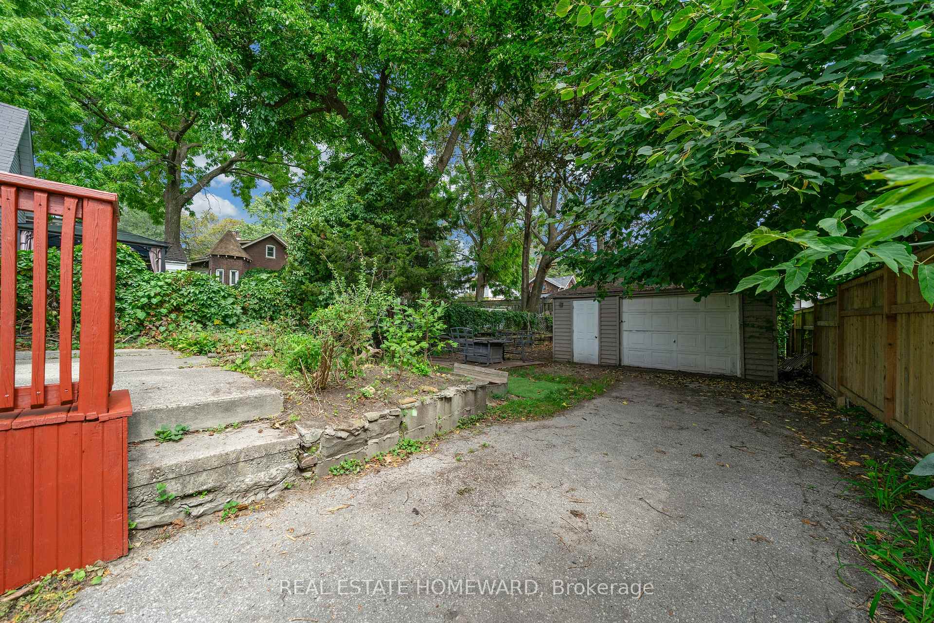 Photo 41 of 57 Valhalla Boulevard, Scarborough, Birchcliffe-Cliffside — HOMEH