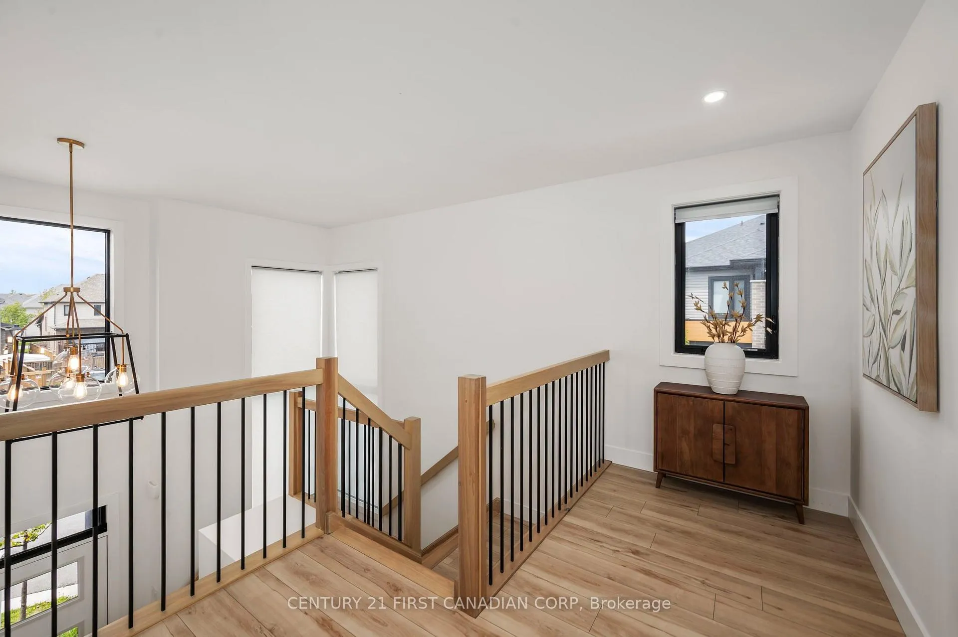 Photo 11 of Unit 33, 1820 Canvas Way, London, North B — HOMEH