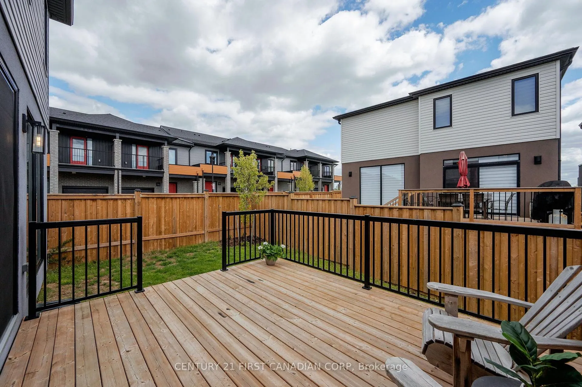 Photo 19 of Unit 33, 1820 Canvas Way, London, North B — HOMEH