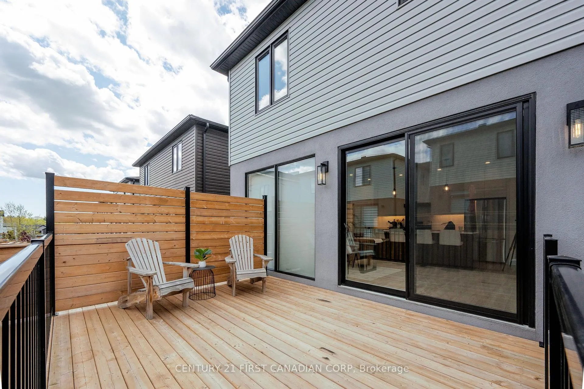 Photo 20 of Unit 33, 1820 Canvas Way, London, North B — HOMEH