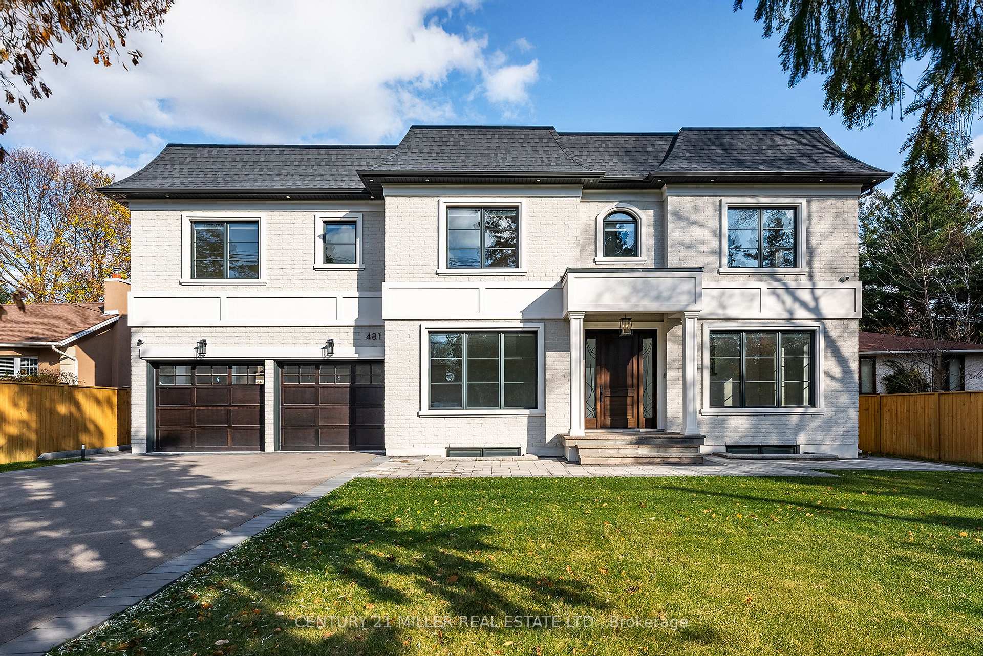 Photo of 481 Chartwell Road