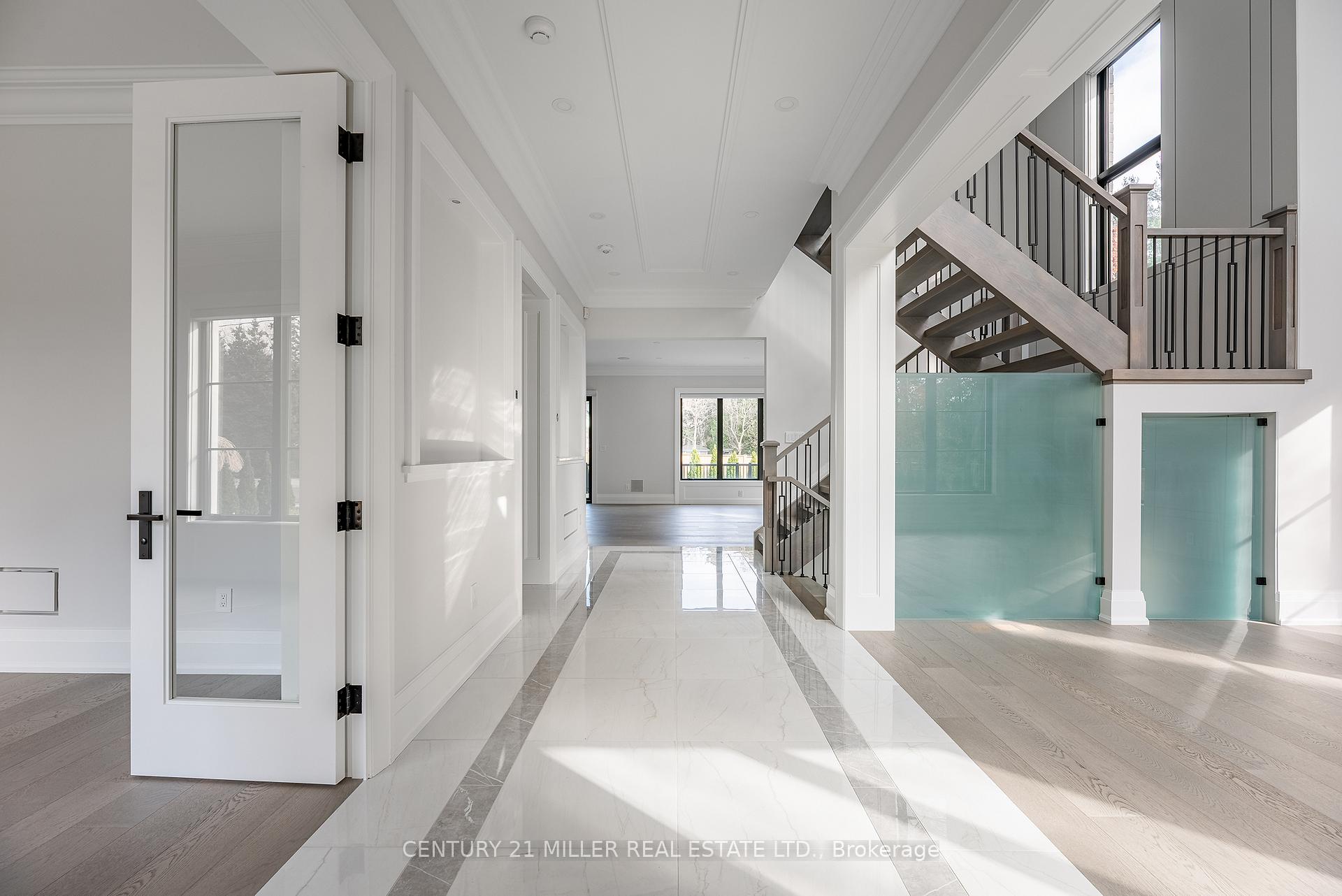 Photo 4 of 481 Chartwell Road, Oakville, Morrison — HOMEH