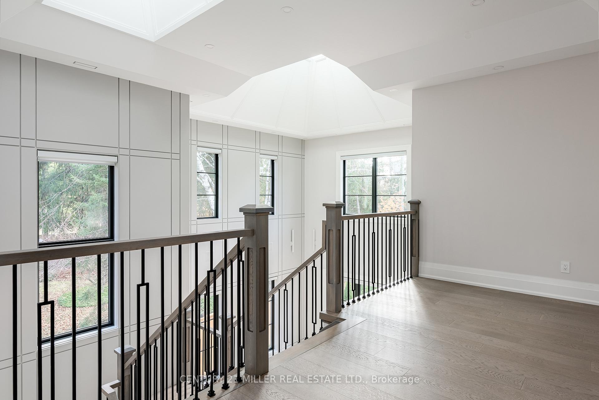 Photo 20 of 481 Chartwell Road, Oakville, Morrison — HOMEH