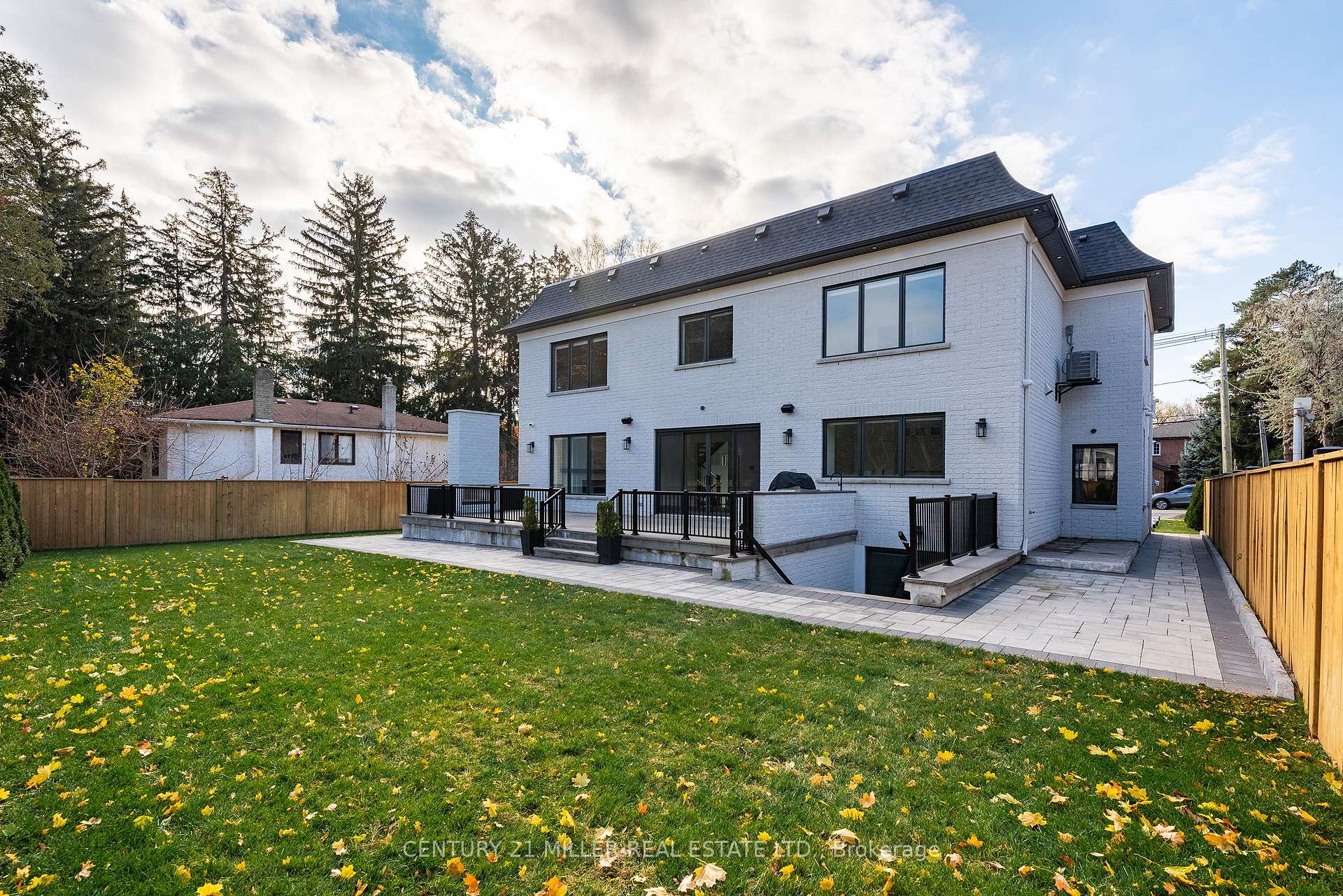 Photo 46 of 481 Chartwell Road, Oakville, Morrison — HOMEH
