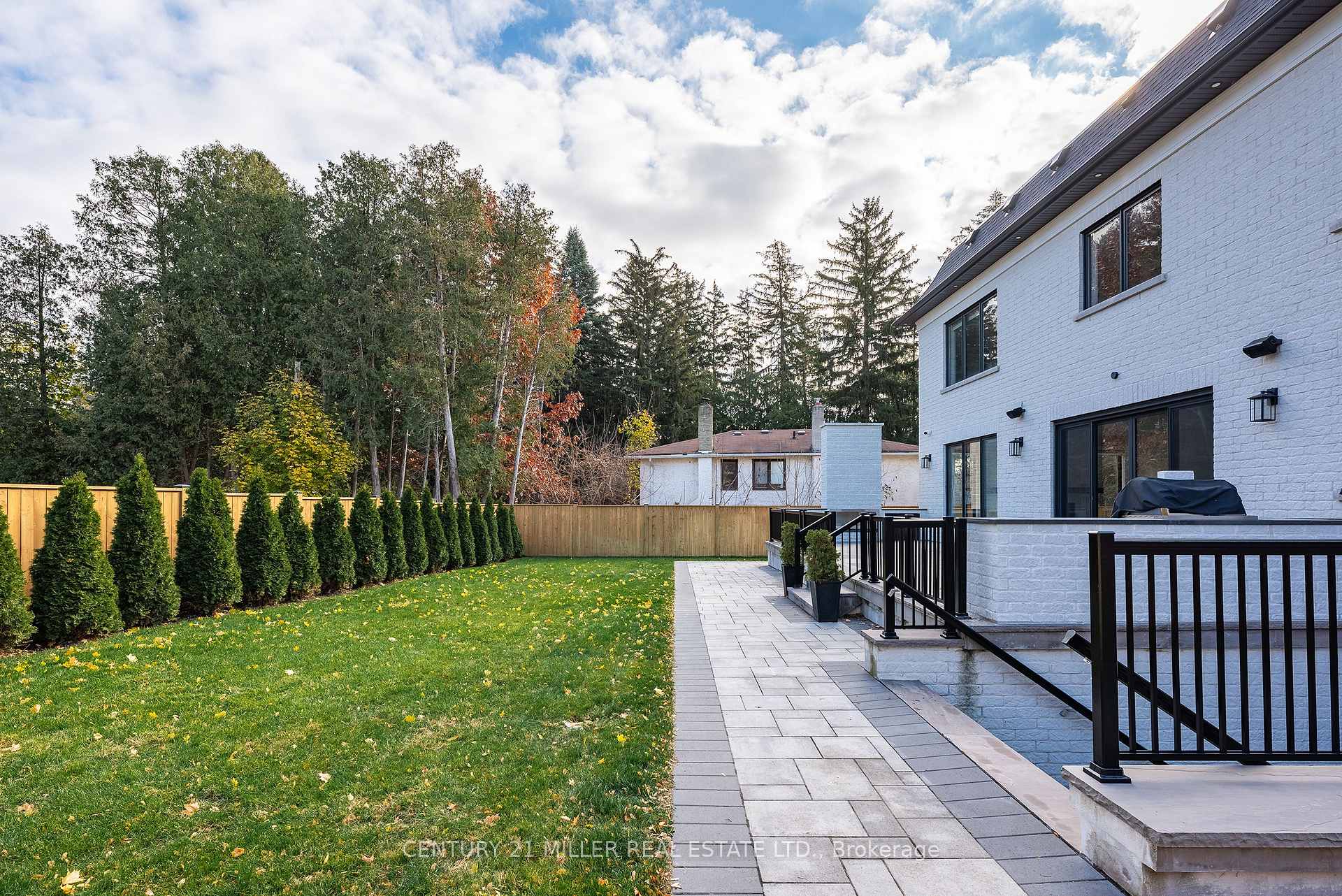 Photo 47 of 481 Chartwell Road, Oakville, Morrison — HOMEH