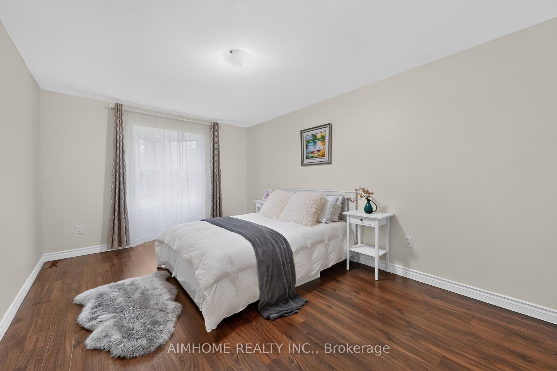 Photo 13 of 85 Song Meadoway, North York, Hillcrest Village — HOMEH