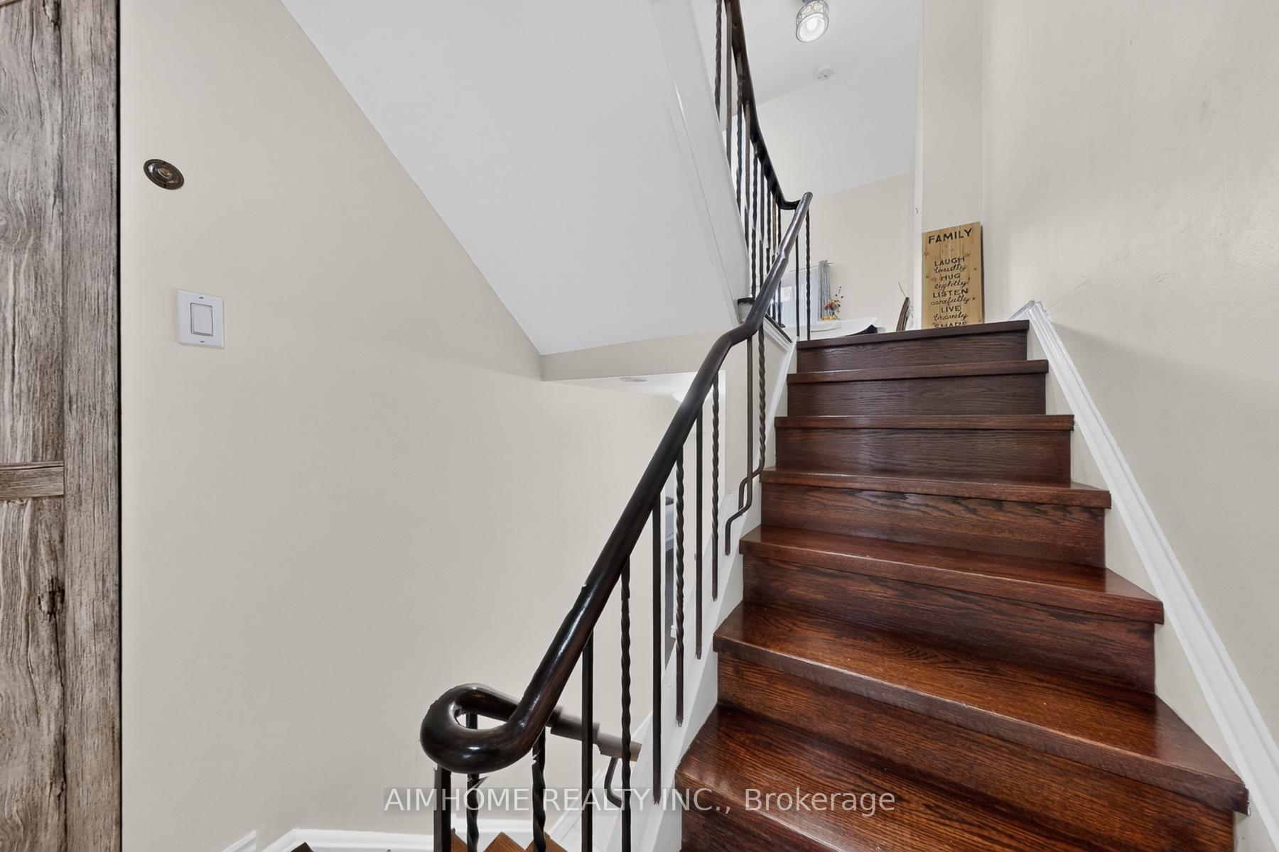 Photo 17 of 85 Song Meadoway, North York, Hillcrest Village — HOMEH