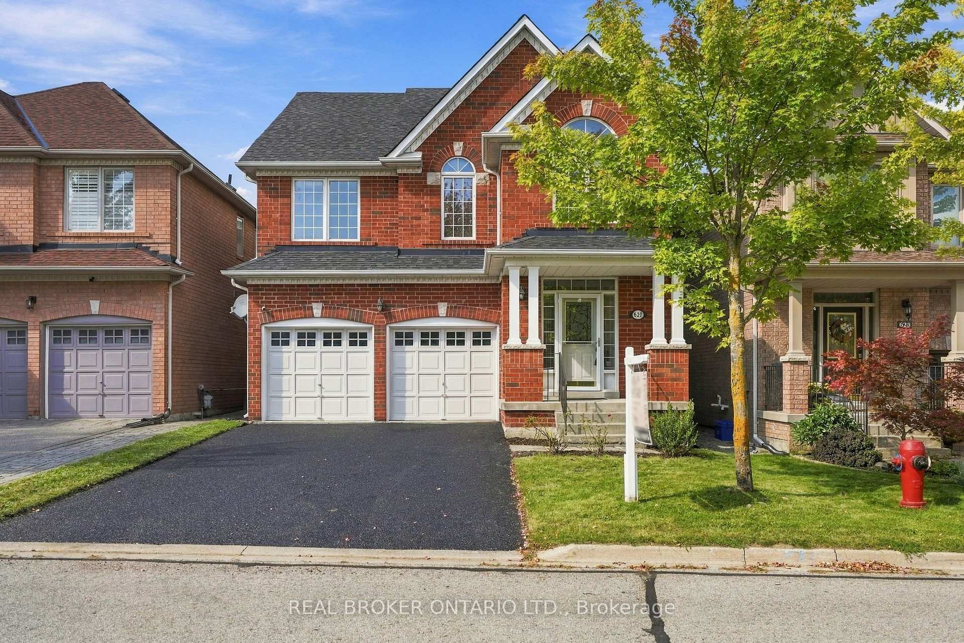 Photo 1 of 621 Society Crescent, Newmarket, Summerhill Estates — HOMEH