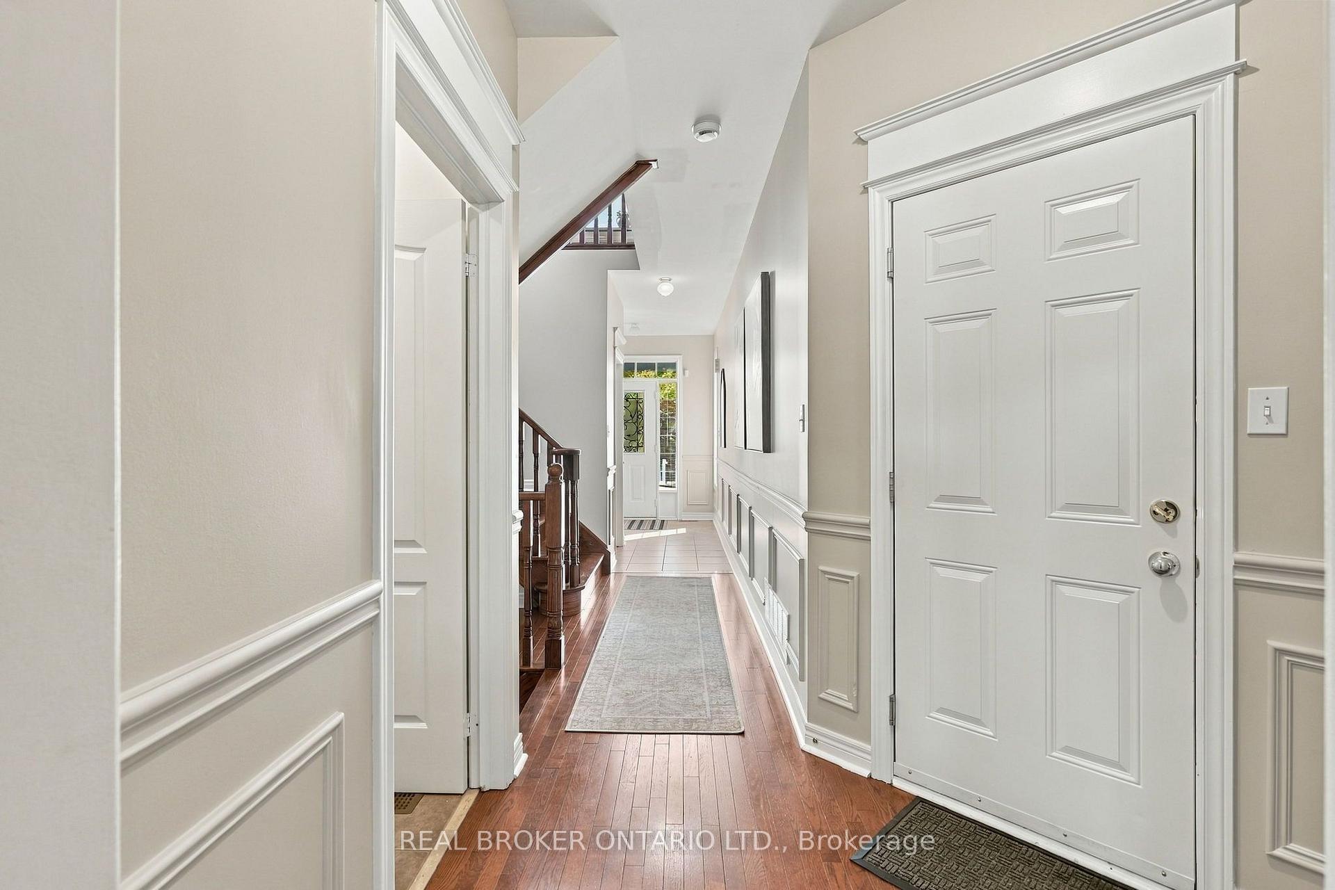 Photo 7 of 621 Society Crescent, Newmarket, Summerhill Estates — HOMEH