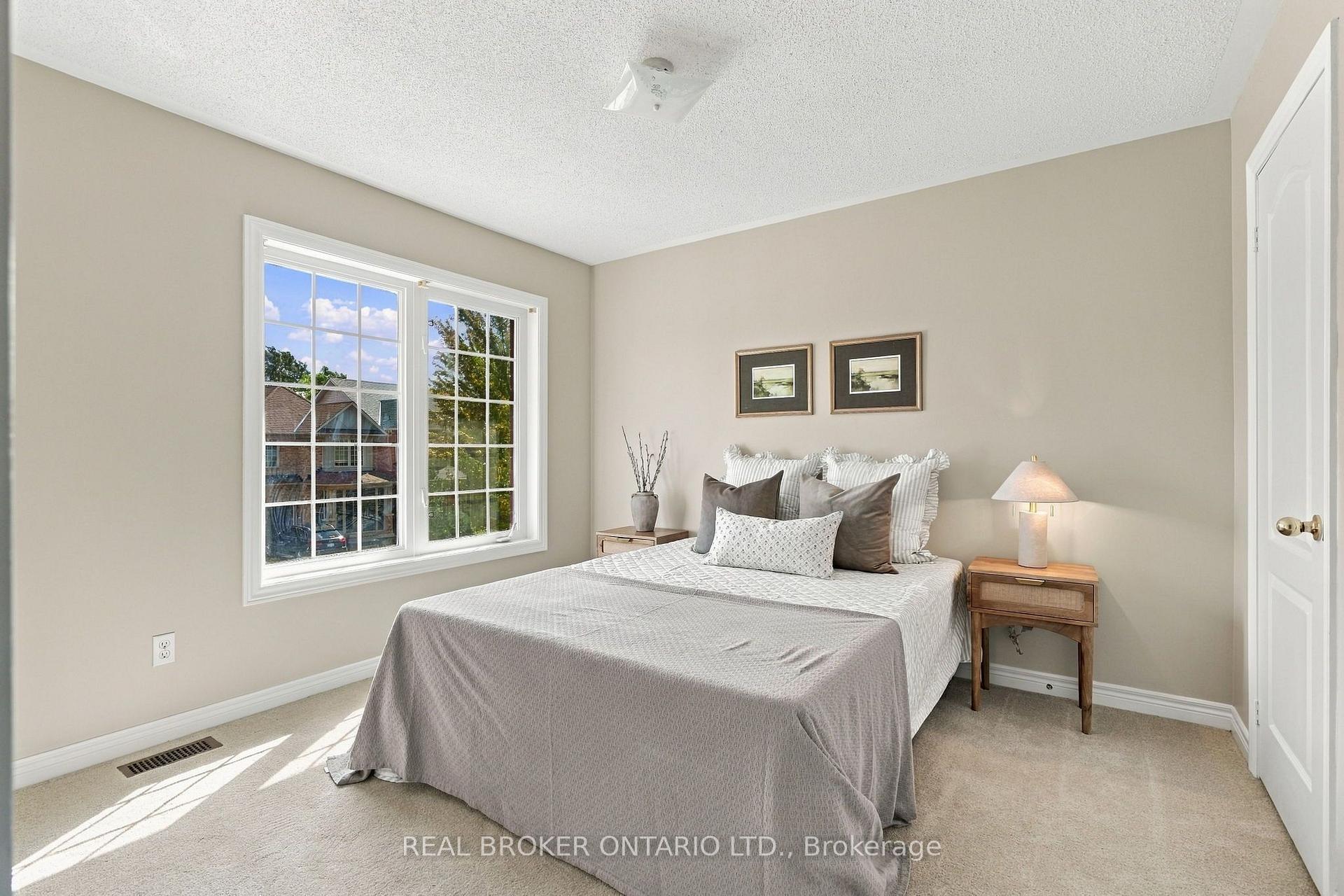 Photo 27 of 621 Society Crescent, Newmarket, Summerhill Estates — HOMEH