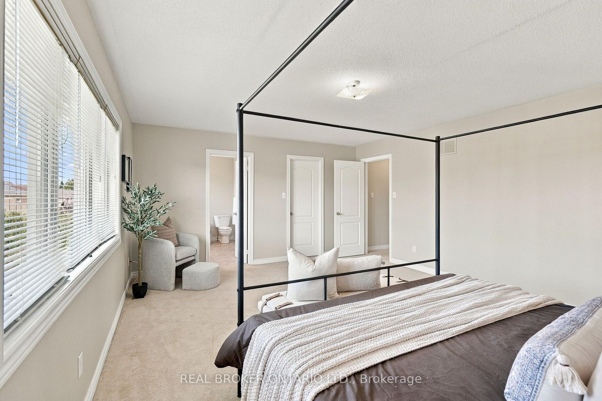 Photo 34 of 621 Society Crescent, Newmarket, Summerhill Estates — HOMEH