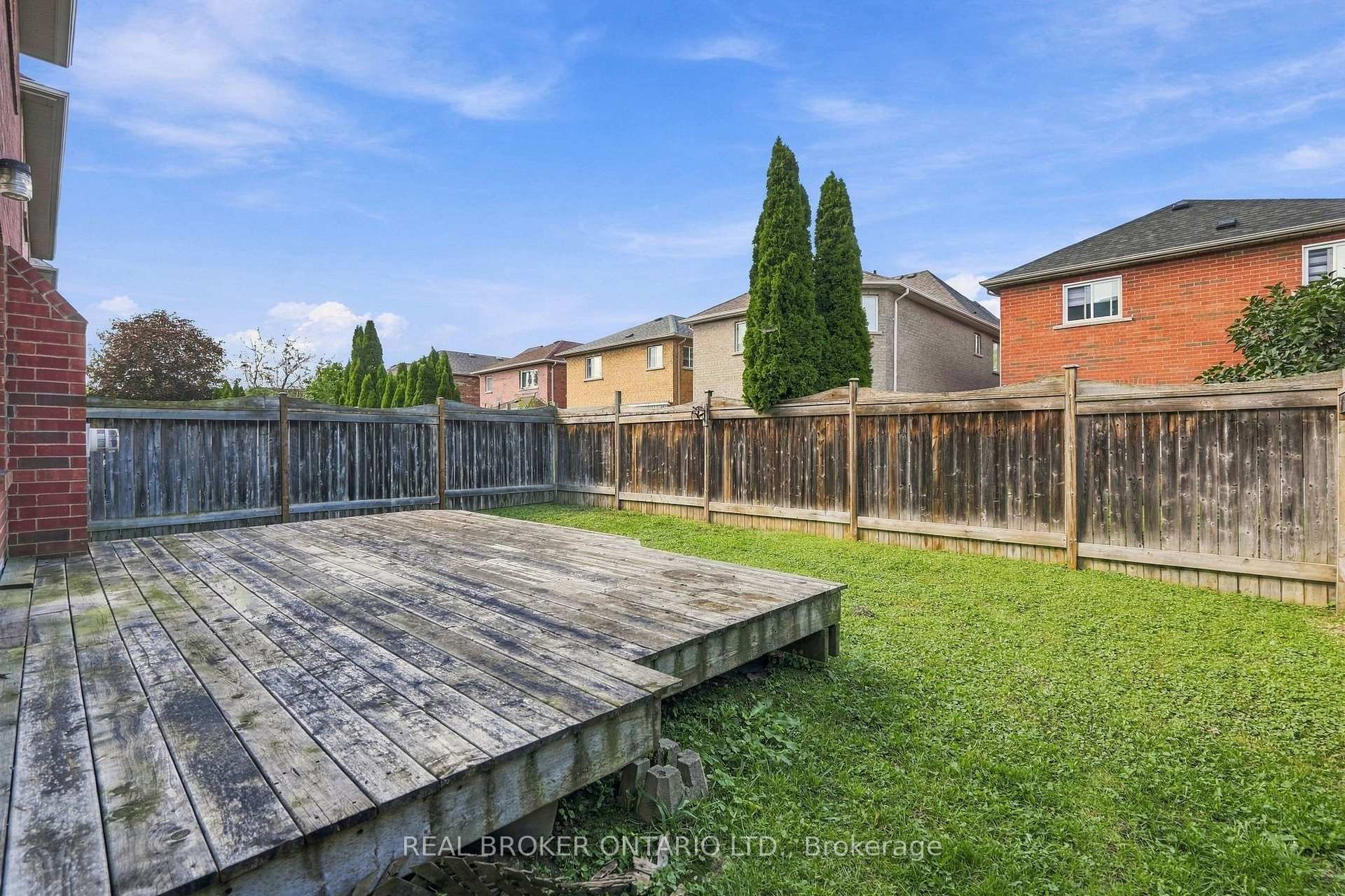 Photo 43 of 621 Society Crescent, Newmarket, Summerhill Estates — HOMEH