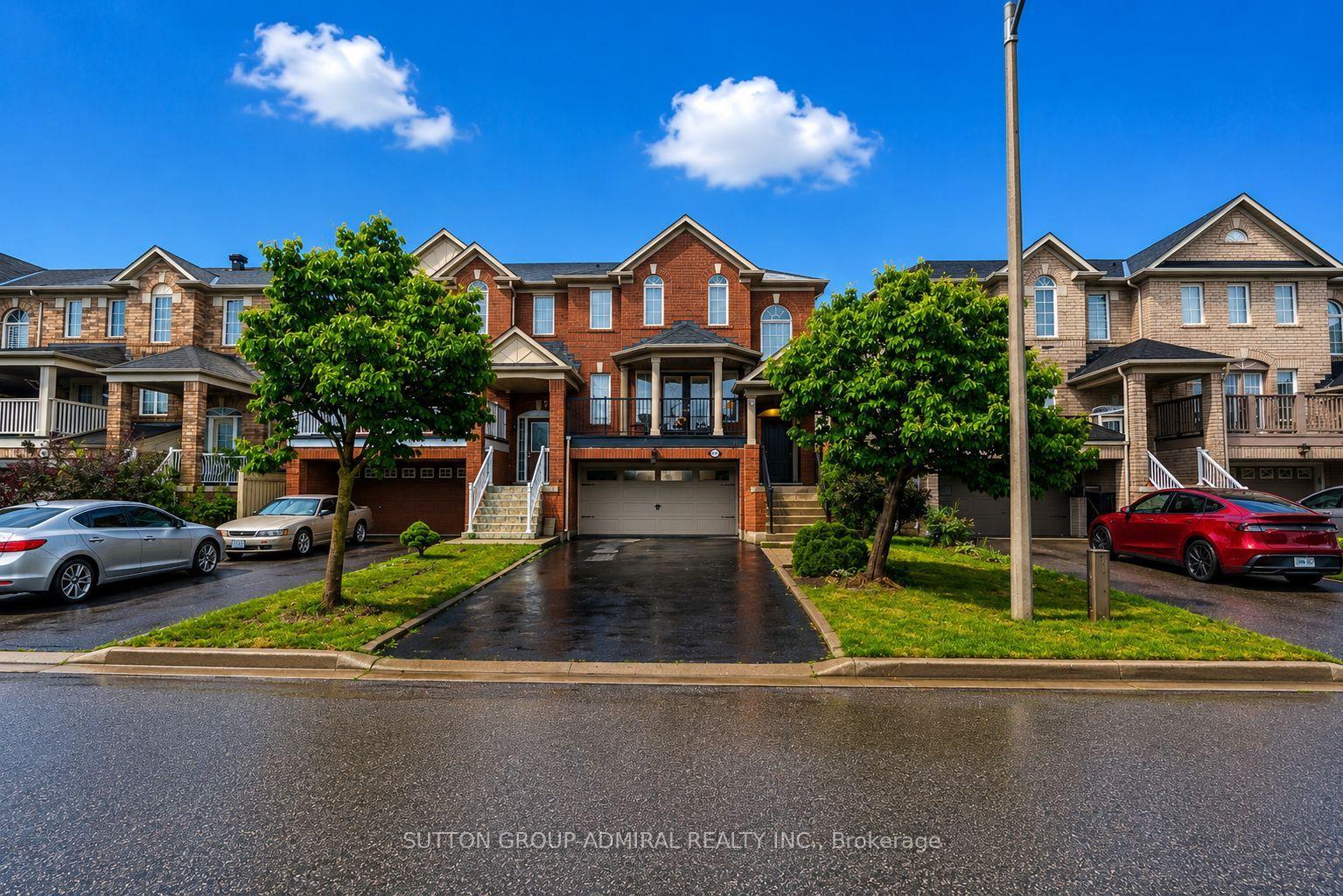 Photo 5 of 43 Mainland Crescent, Vaughan, Vellore Village — HOMEH