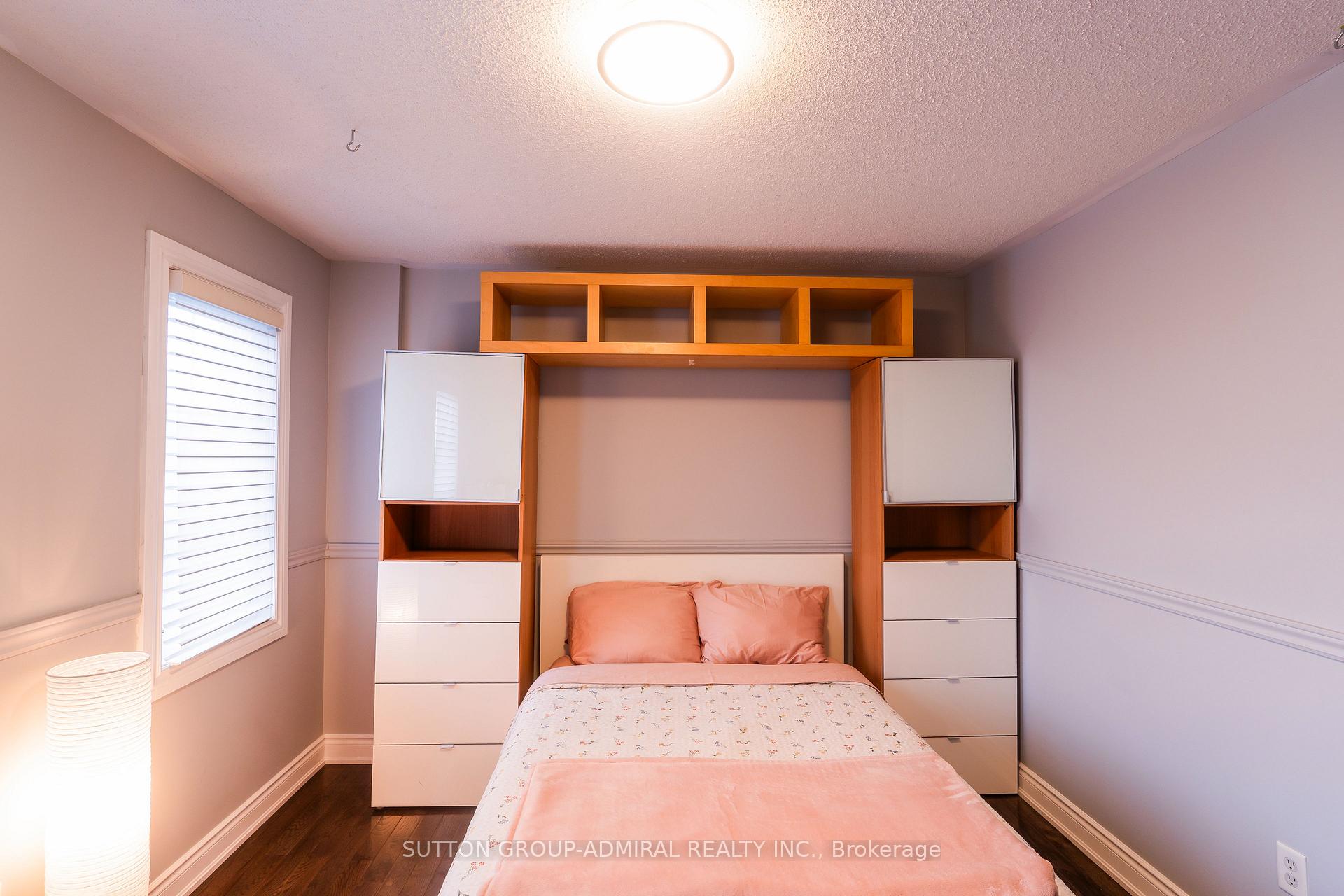 Photo 28 of 43 Mainland Crescent, Vaughan, Vellore Village — HOMEH