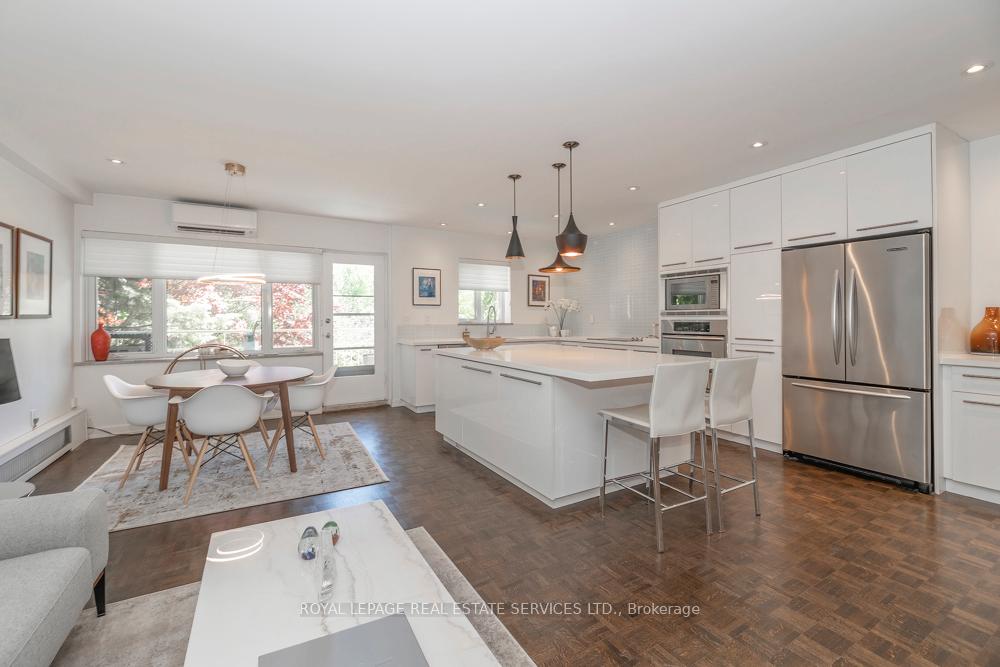 Photo 5 of Unit 103, 31 Rosedale Road, Toronto, Rosedale-Moore Park — HOMEH