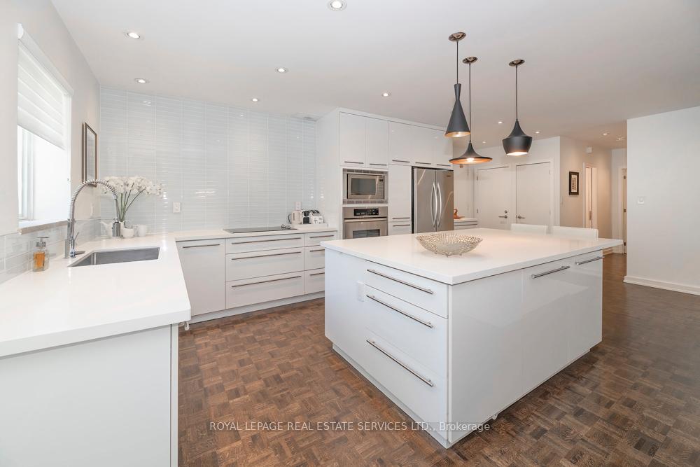 Photo 8 of Unit 103, 31 Rosedale Road, Toronto, Rosedale-Moore Park — HOMEH