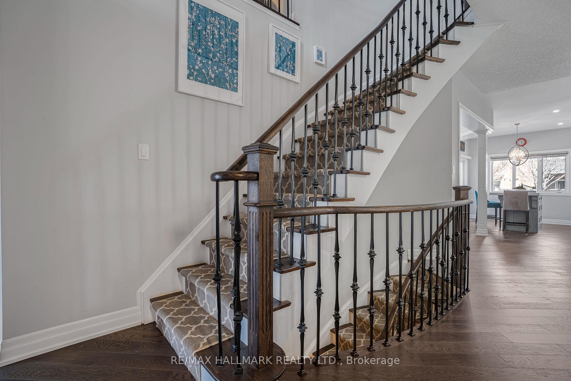 Photo 9 of 46 Customline Drive, Brampton, Fletcher's Meadow — HOMEH