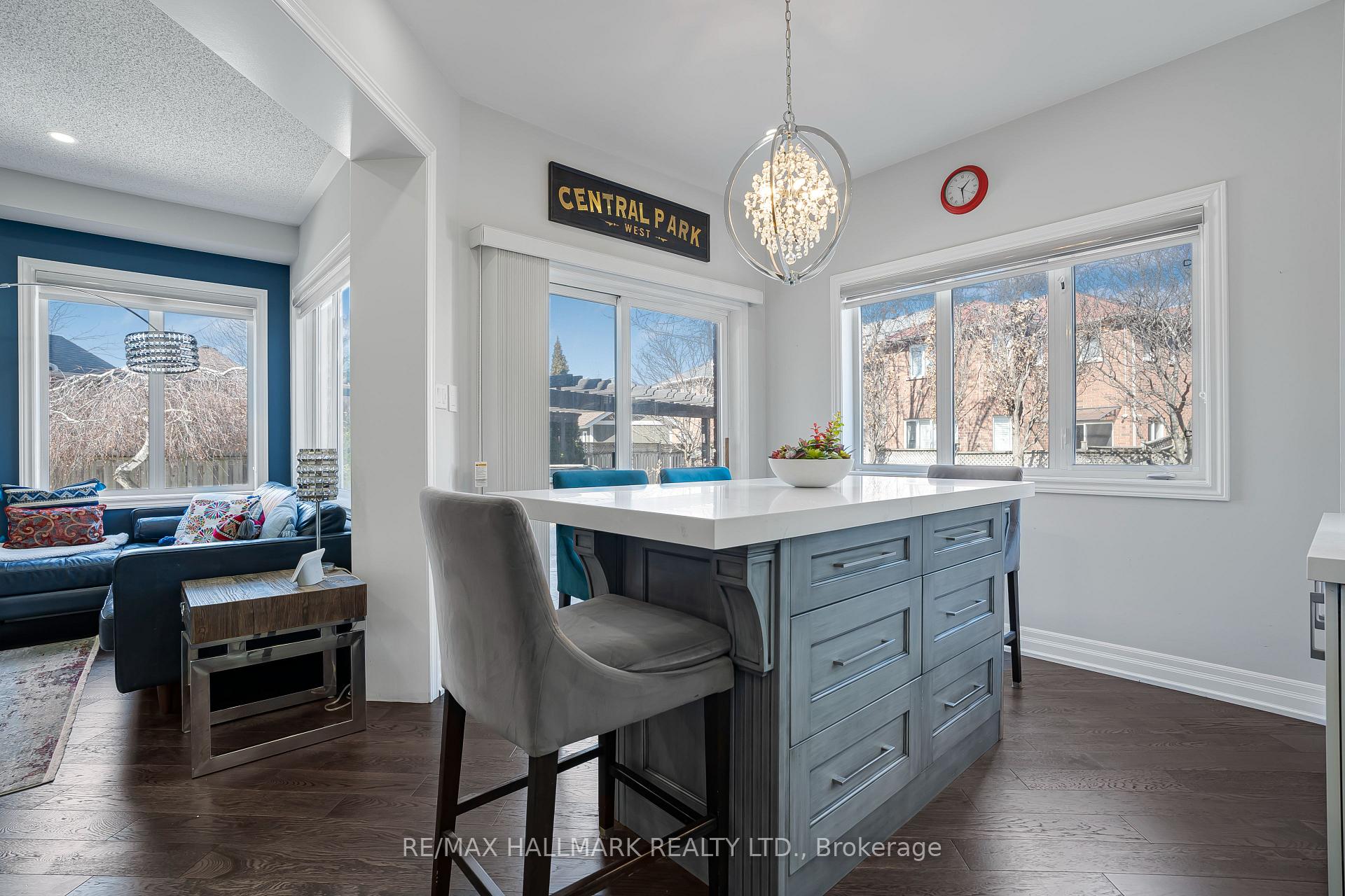 Photo 20 of 46 Customline Drive, Brampton, Fletcher's Meadow — HOMEH