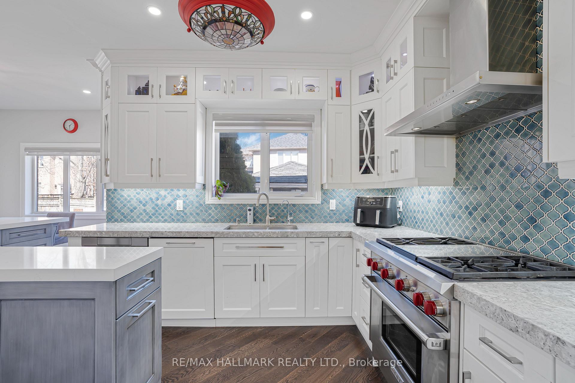 Photo 21 of 46 Customline Drive, Brampton, Fletcher's Meadow — HOMEH