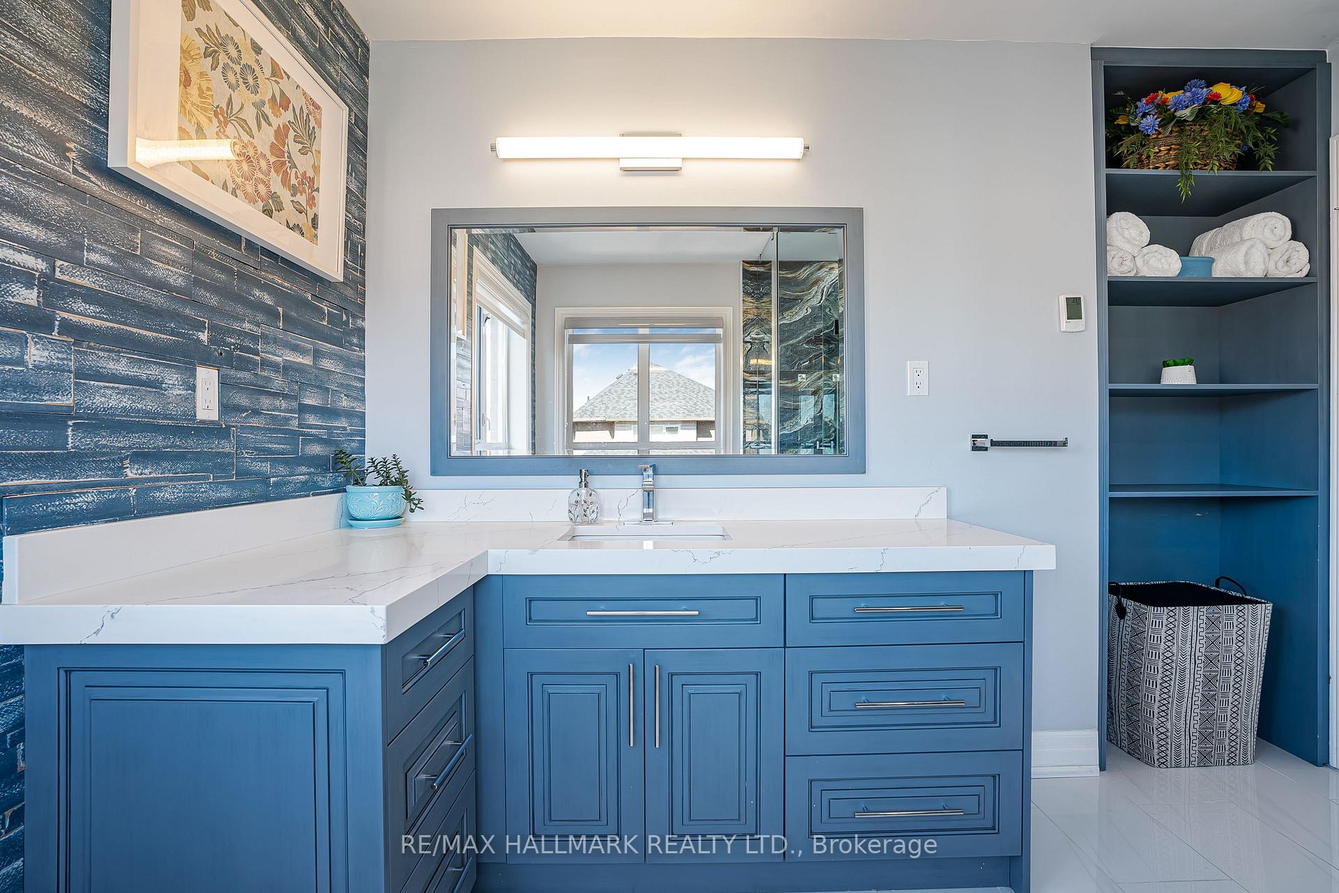 Photo 26 of 46 Customline Drive, Brampton, Fletcher's Meadow — HOMEH