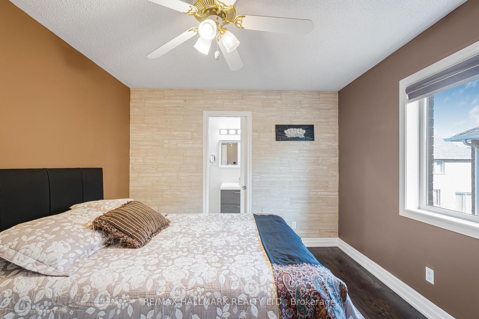 Photo 31 of 46 Customline Drive, Brampton, Fletcher's Meadow — HOMEH