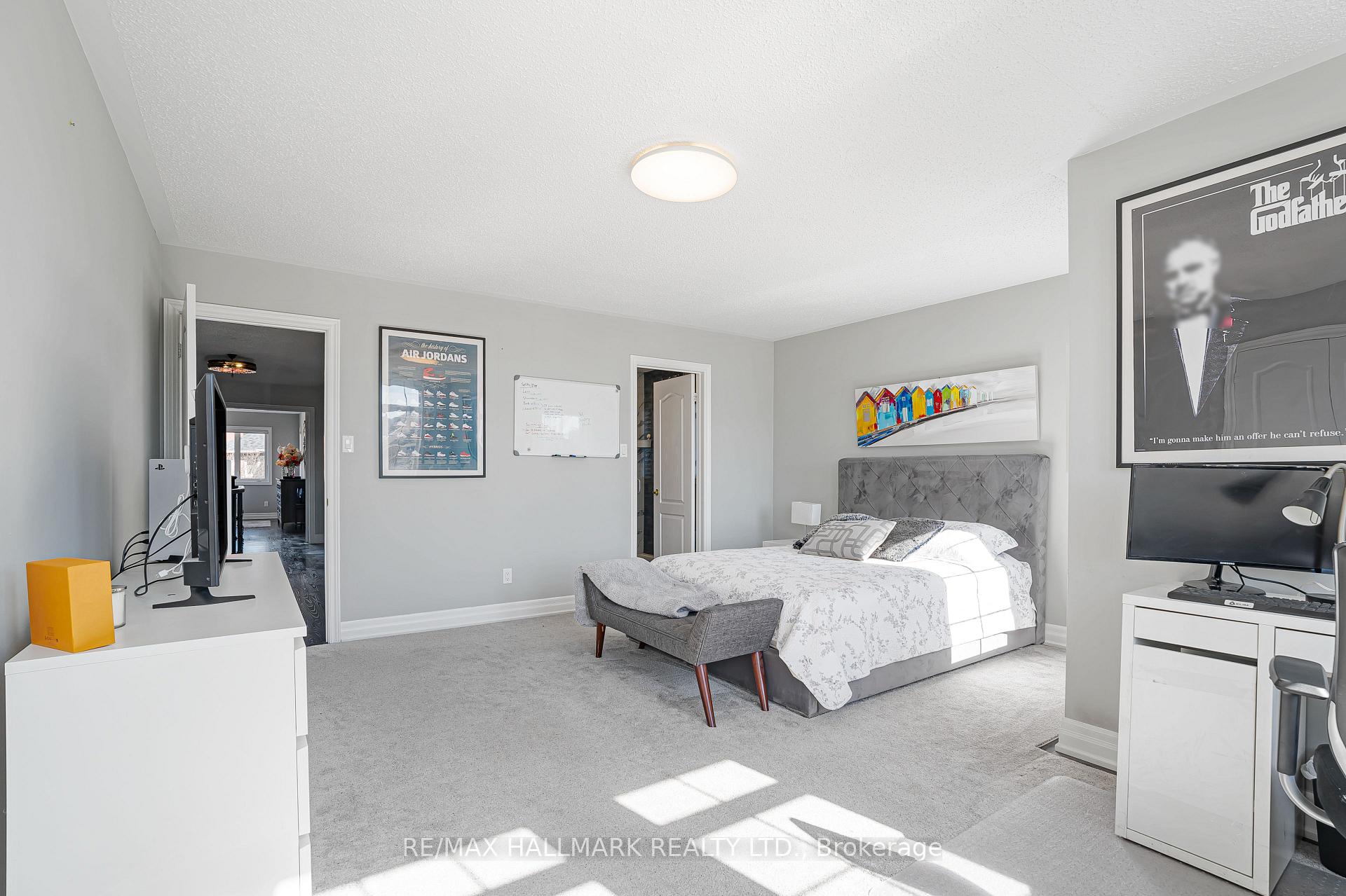 Photo 34 of 46 Customline Drive, Brampton, Fletcher's Meadow — HOMEH