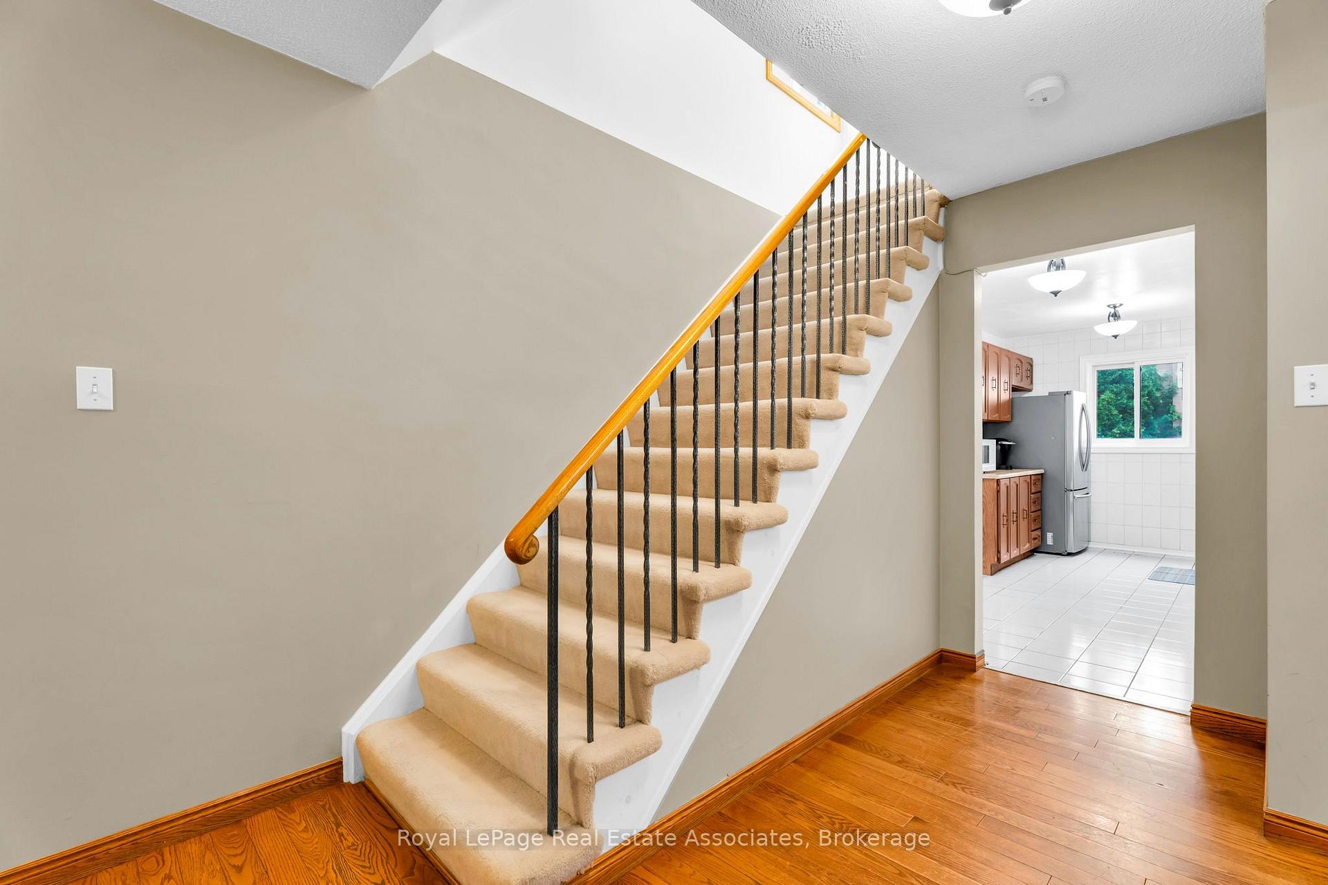 Photo 25 of 9 Windwood Drive, Etobicoke, West Humber-Clairville — HOMEH
