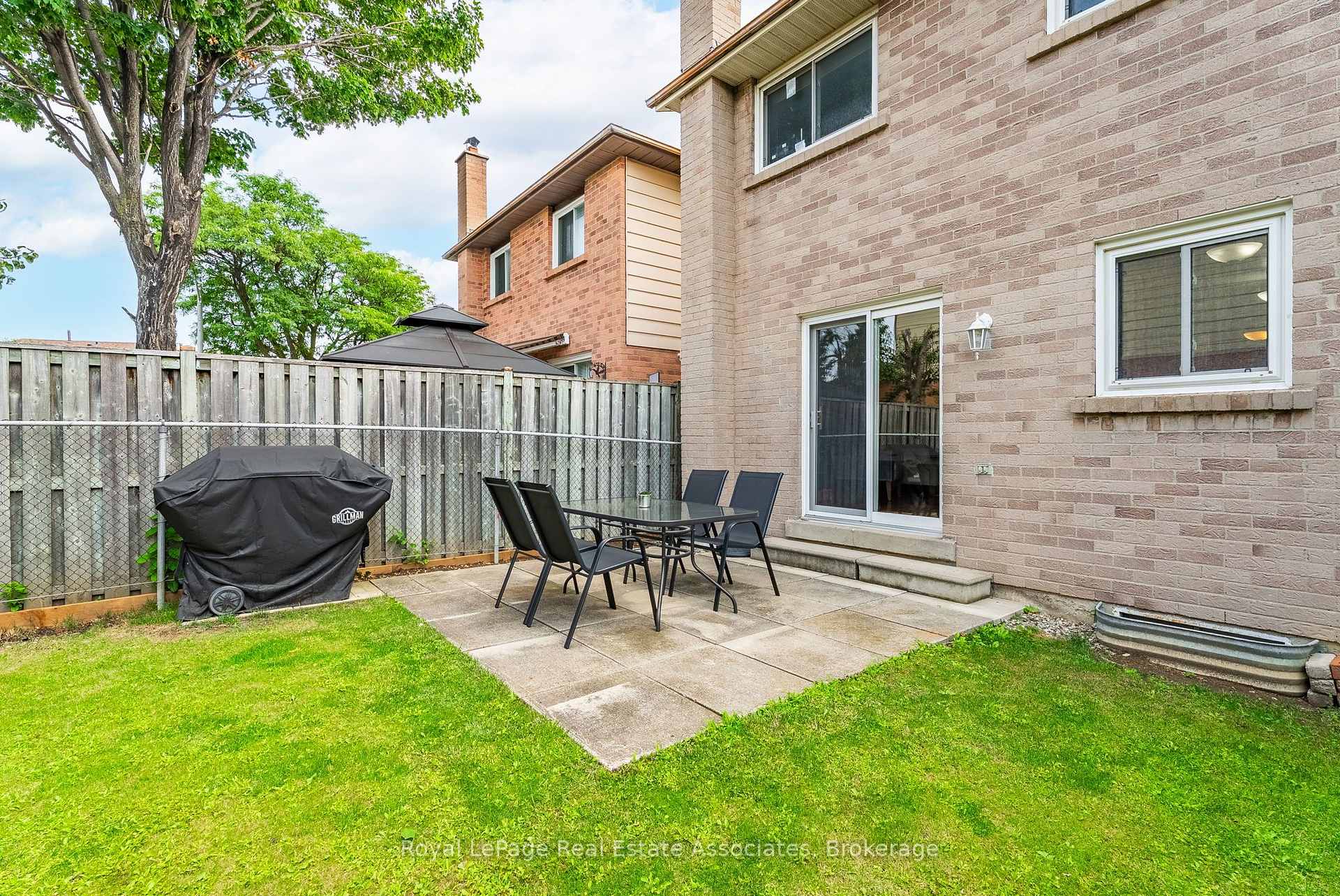Photo 34 of 9 Windwood Drive, Etobicoke, West Humber-Clairville — HOMEH