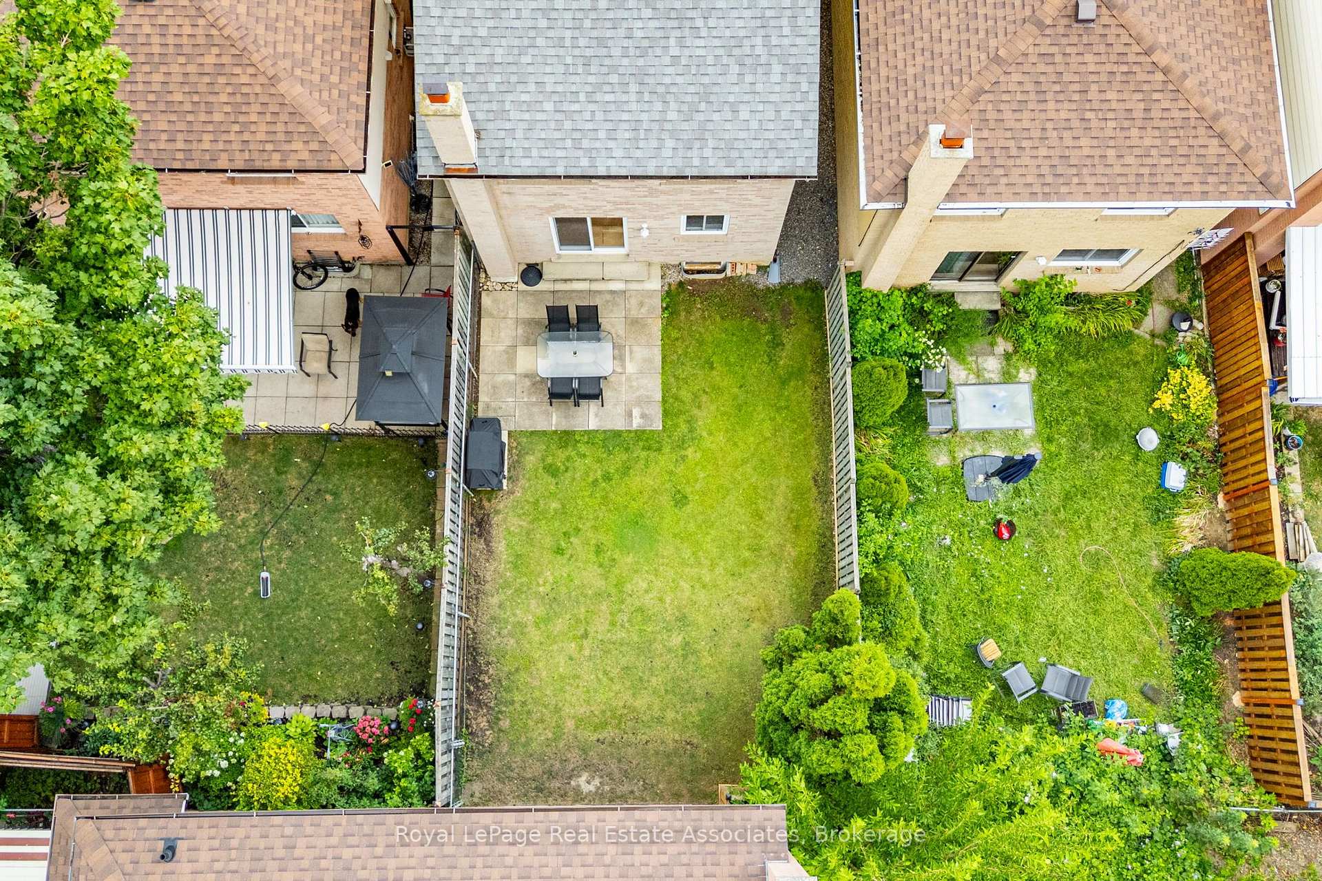 Photo 37 of 9 Windwood Drive, Etobicoke, West Humber-Clairville — HOMEH