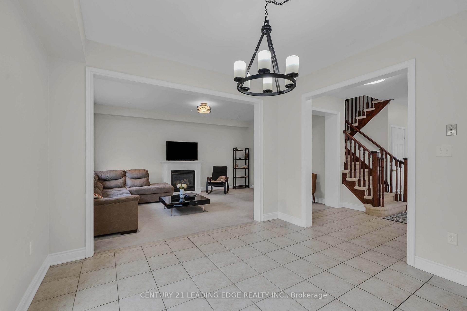 Photo 12 of 1530 Rockaway Street E, Oshawa, Taunton — HOMEH