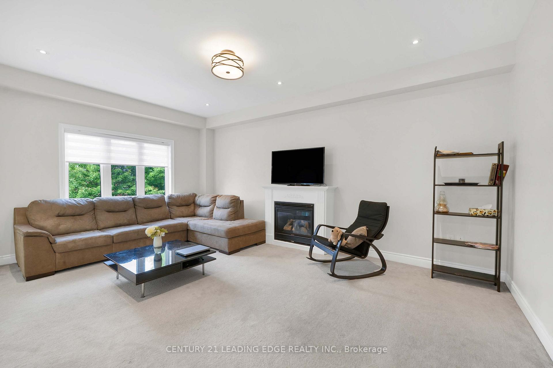 Photo 14 of 1530 Rockaway Street E, Oshawa, Taunton — HOMEH