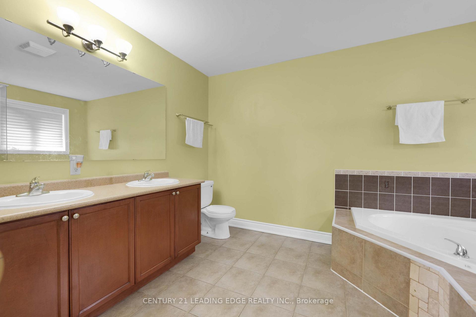 Photo 26 of 1530 Rockaway Street E, Oshawa, Taunton — HOMEH