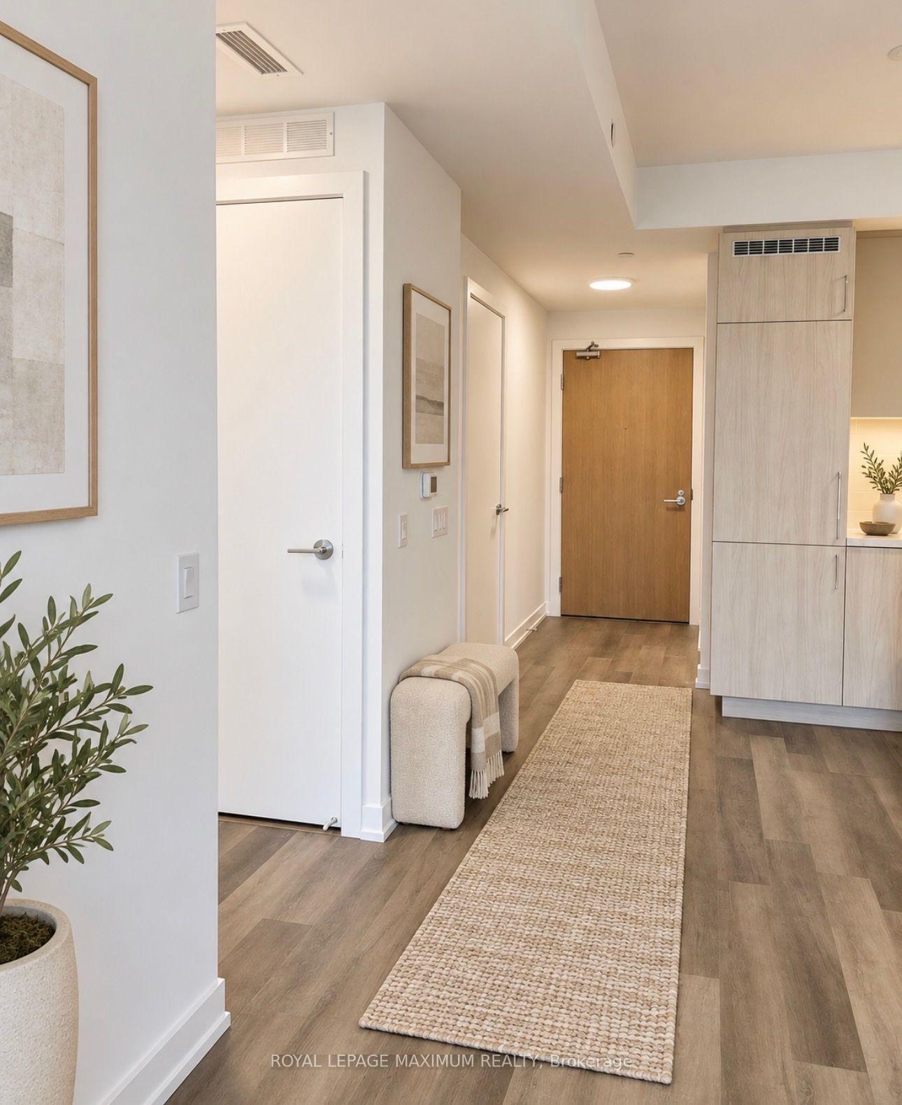 Photo 2 of Unit 1710, 2851 Highway 7 Road E, Vaughan, Vaughan Corporate Centre — HOMEH