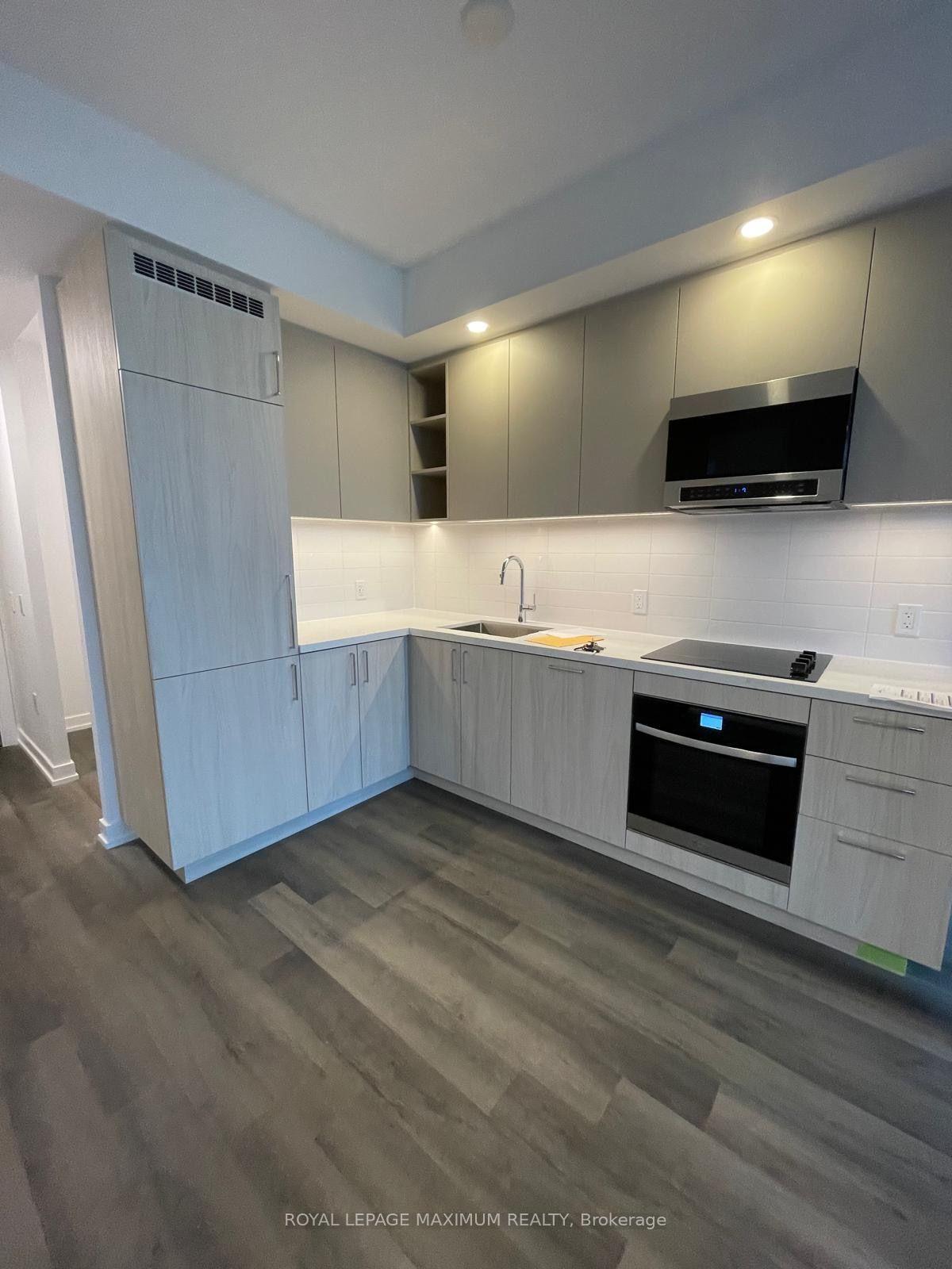 Photo 3 of Unit 1710, 2851 Highway 7 Road E, Vaughan, Vaughan Corporate Centre — HOMEH