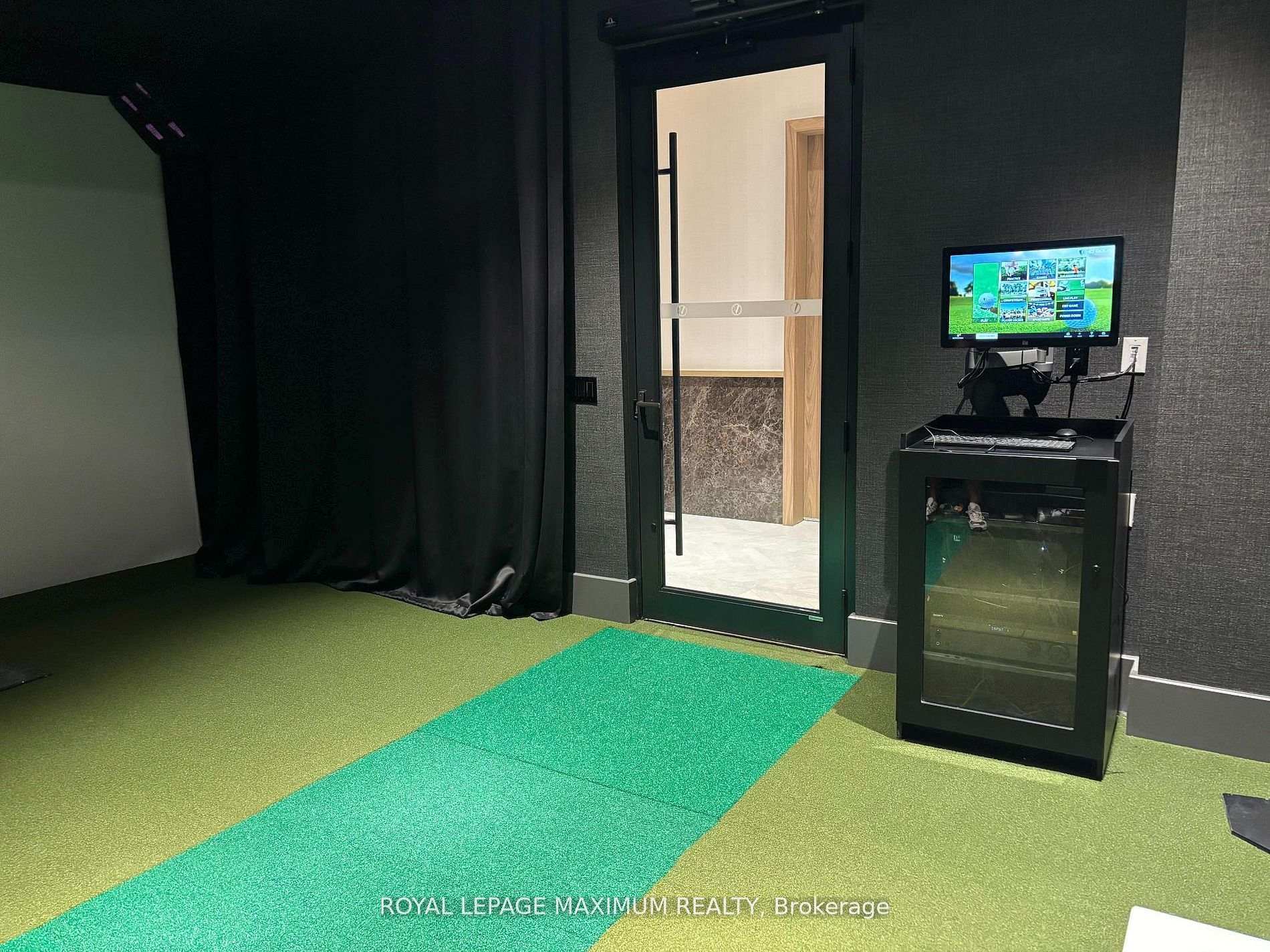 Photo 23 of Unit 1710, 2851 Highway 7 Road E, Vaughan, Vaughan Corporate Centre — HOMEH