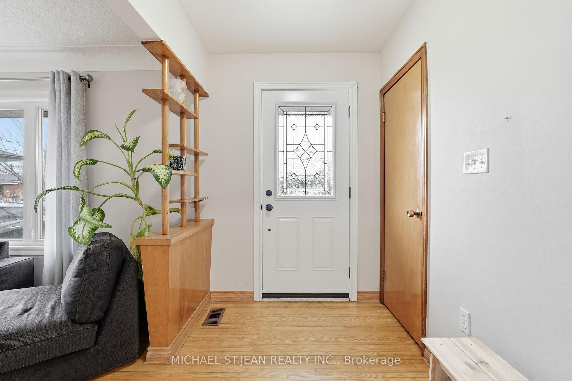 Photo 5 of 20 Nelligan Place, Hamilton, Rosedale — HOMEH
