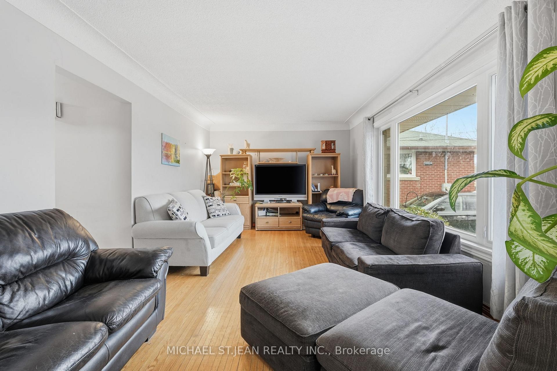 Photo 7 of 20 Nelligan Place, Hamilton, Rosedale — HOMEH